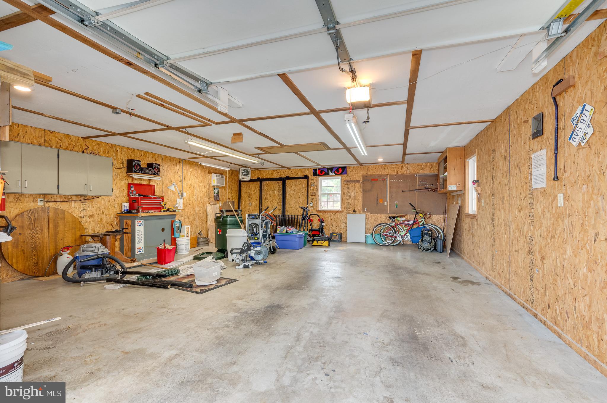 1413 W Martin St