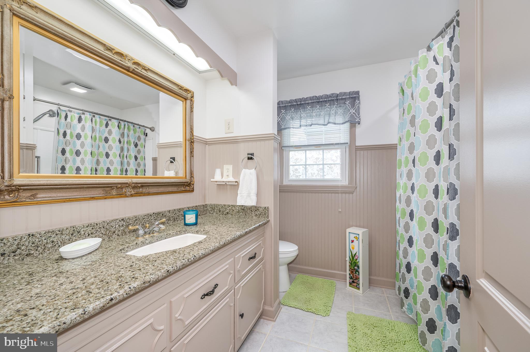 1413 W Martin St