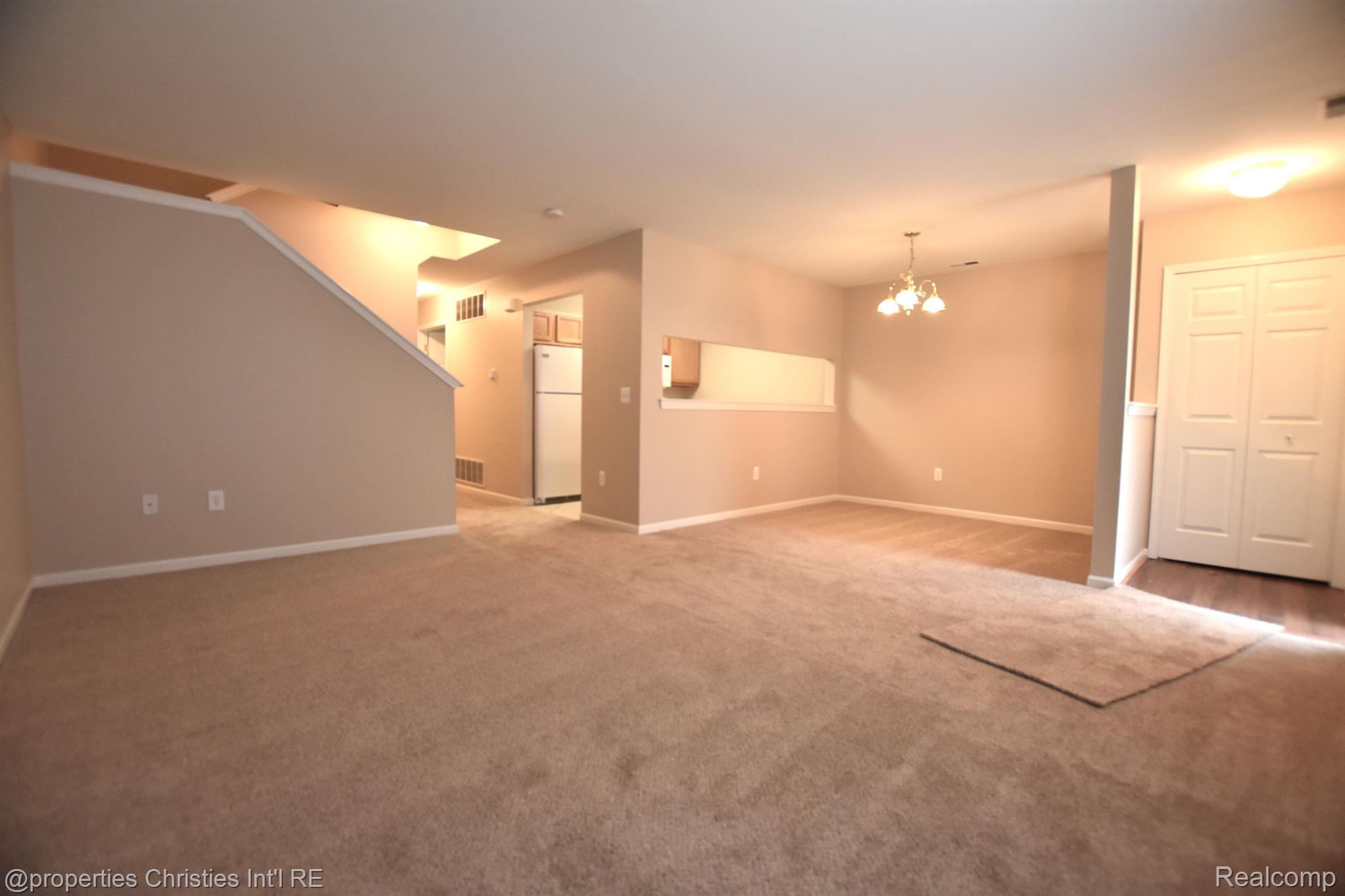 22031 FAIRLANE Boulevard