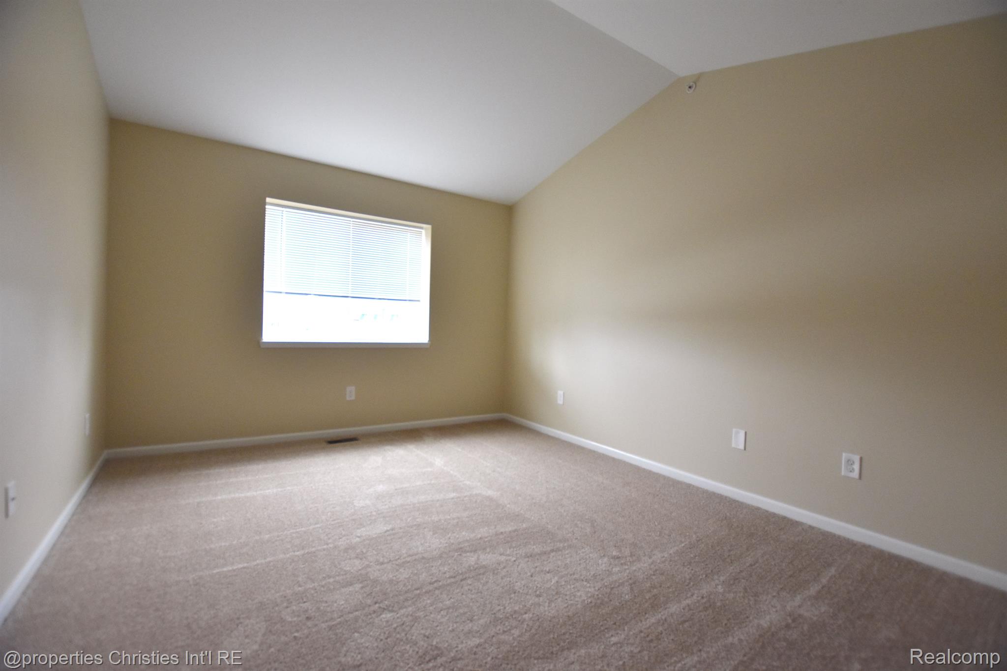 22009  Fairlane Boulevard