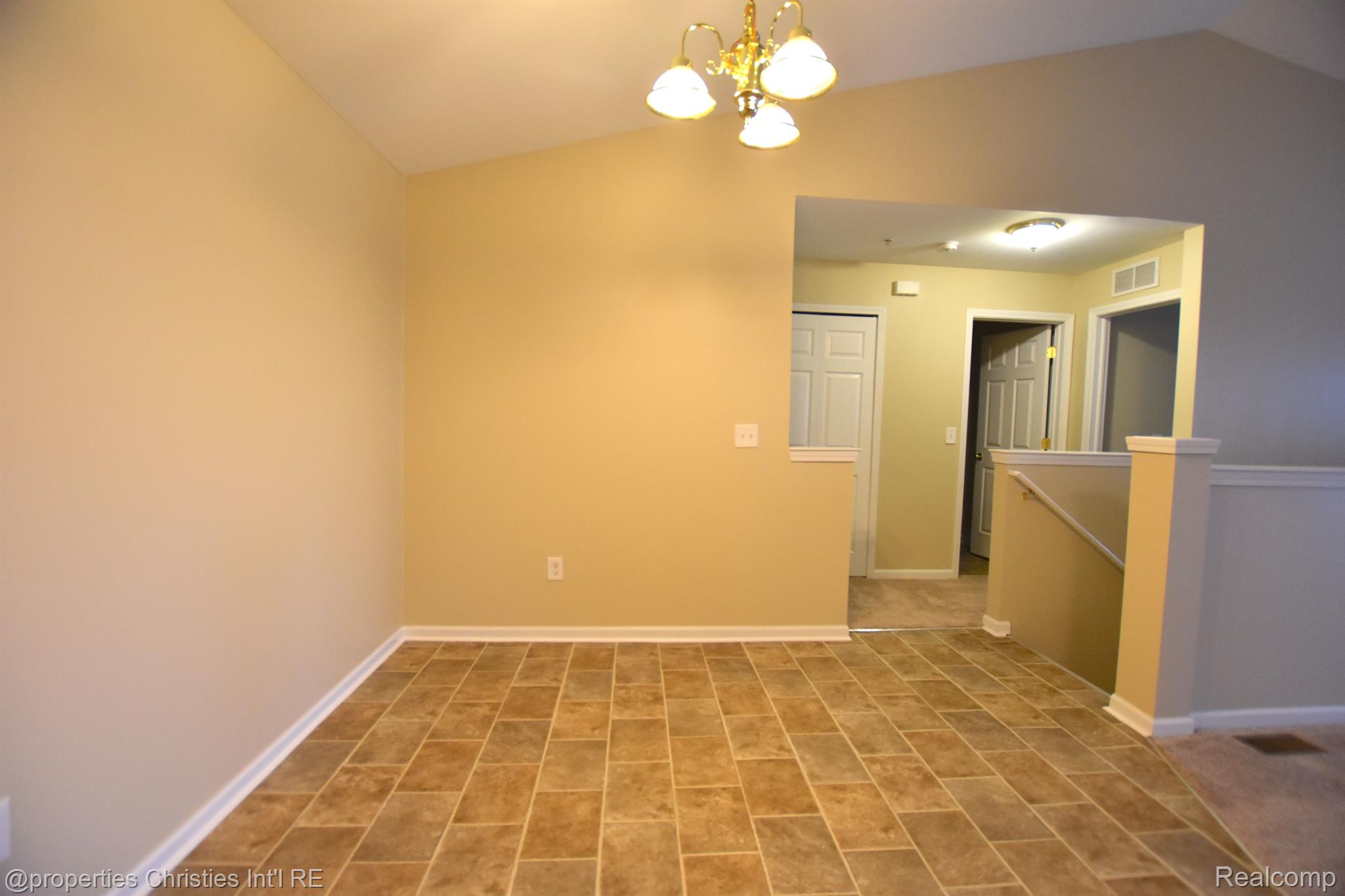 22009  Fairlane Boulevard