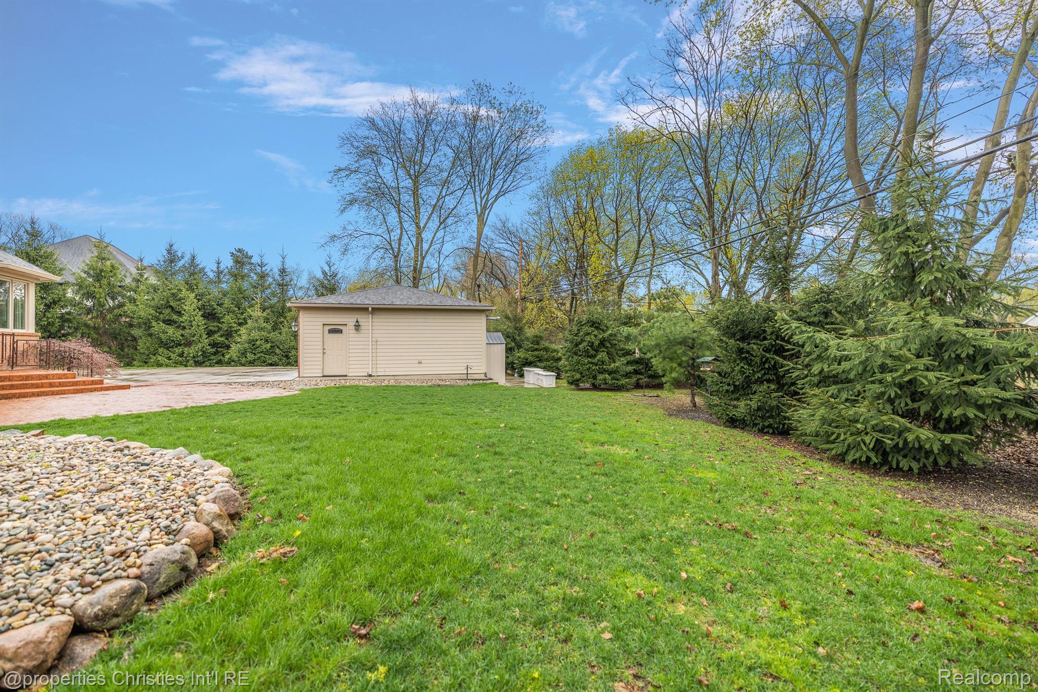 1408 LENOX Road
