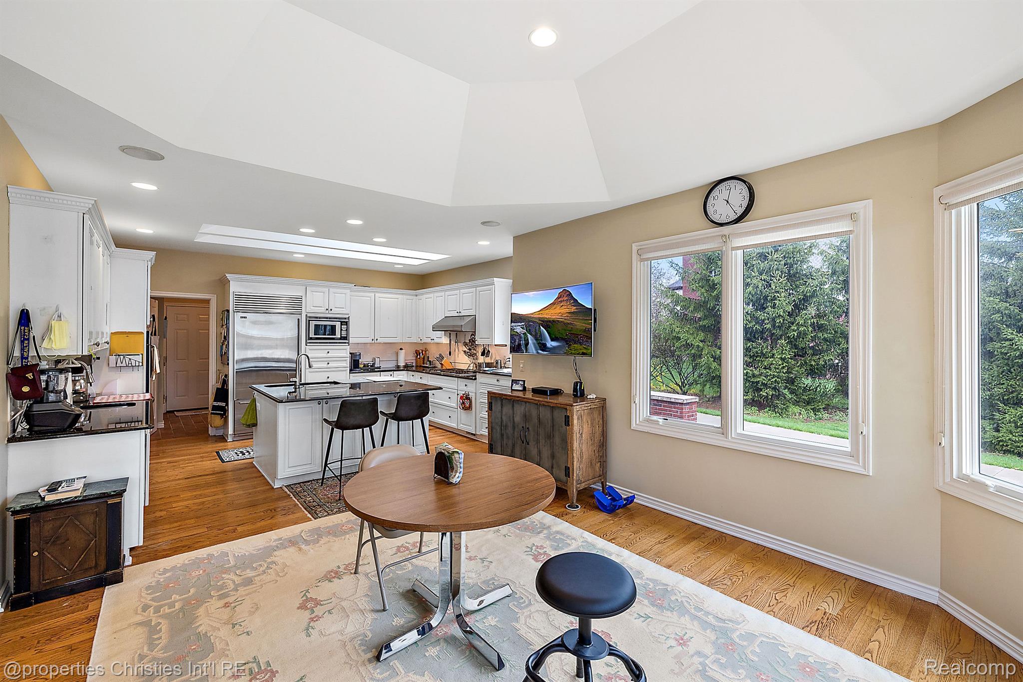 1408 LENOX Road