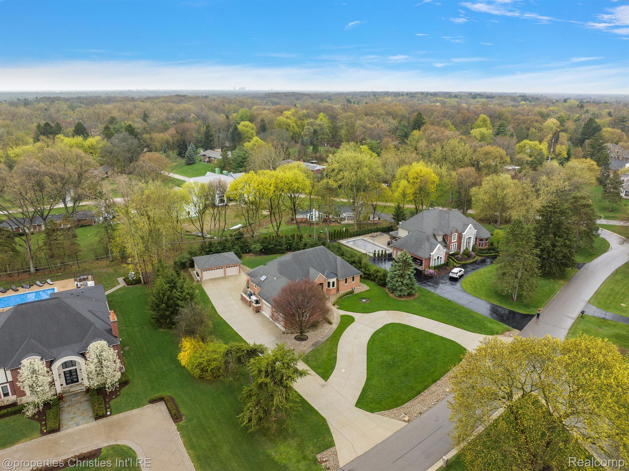 1408 LENOX Road