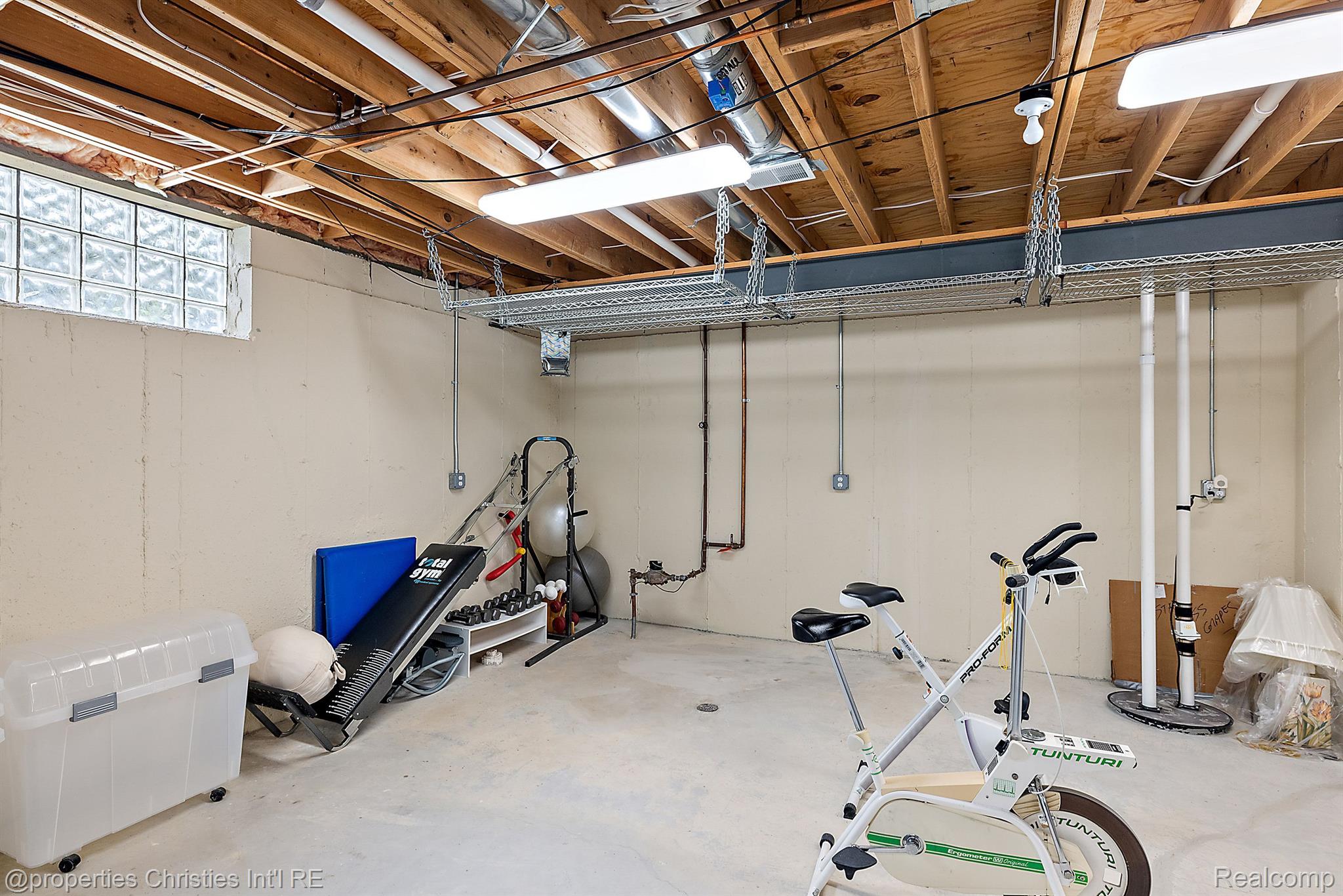 1408 LENOX Road
