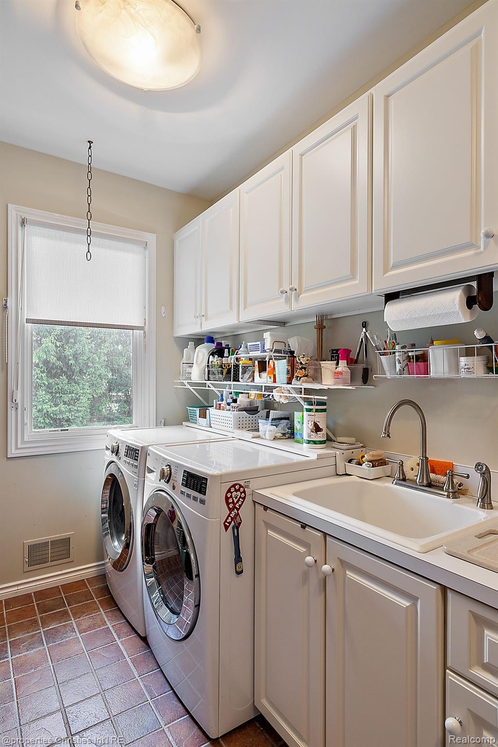 1408 LENOX Road