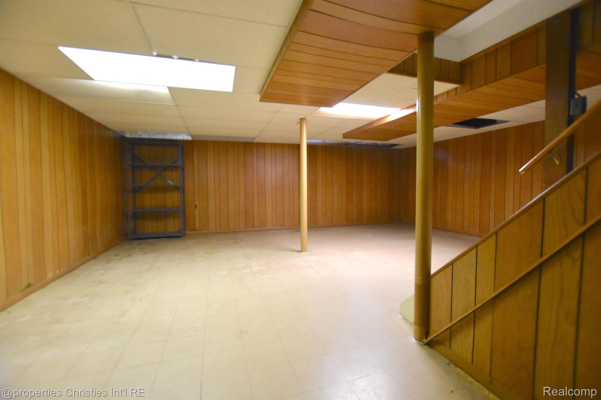 2597 TOWNHILL