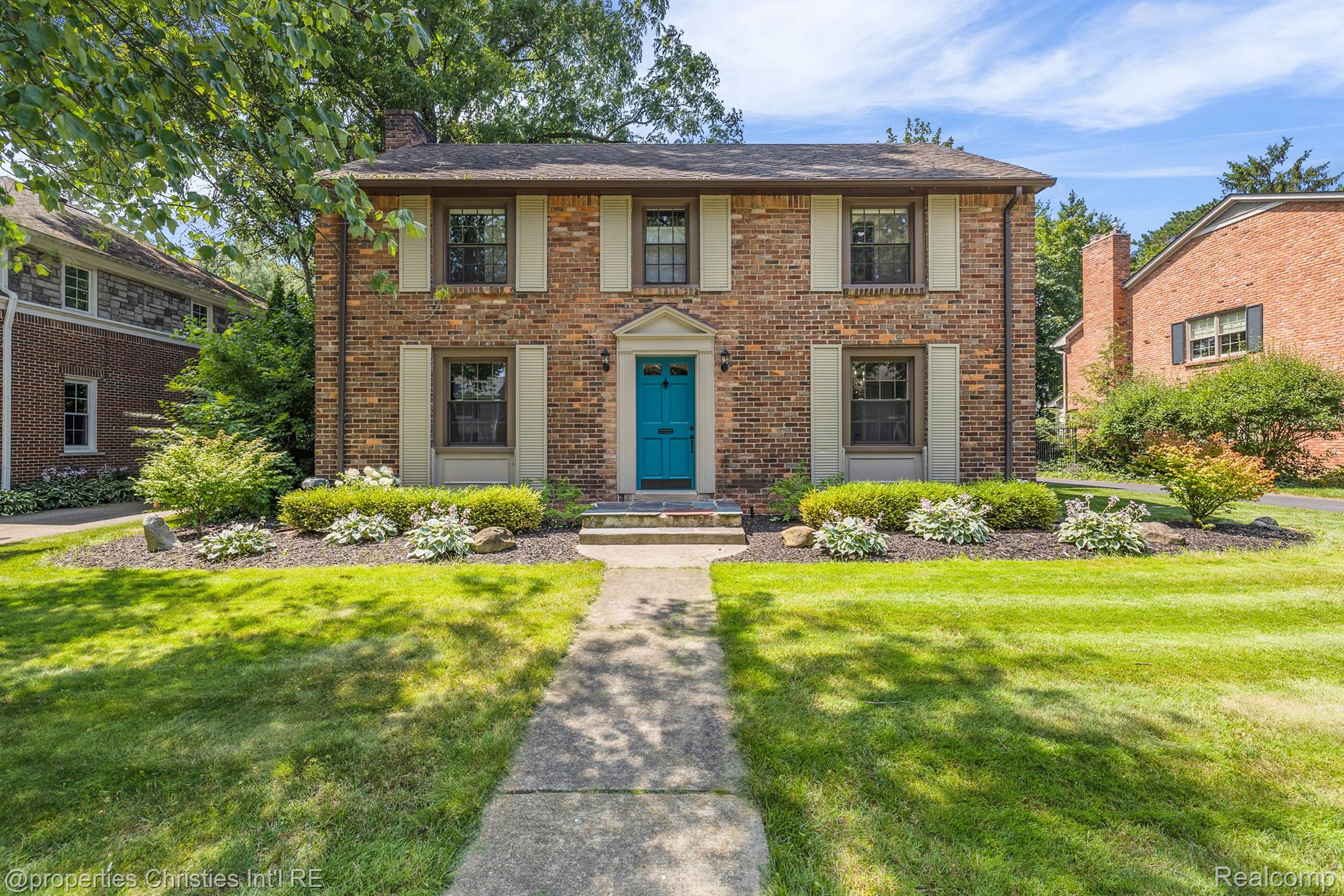 419 WESTWOOD Drive