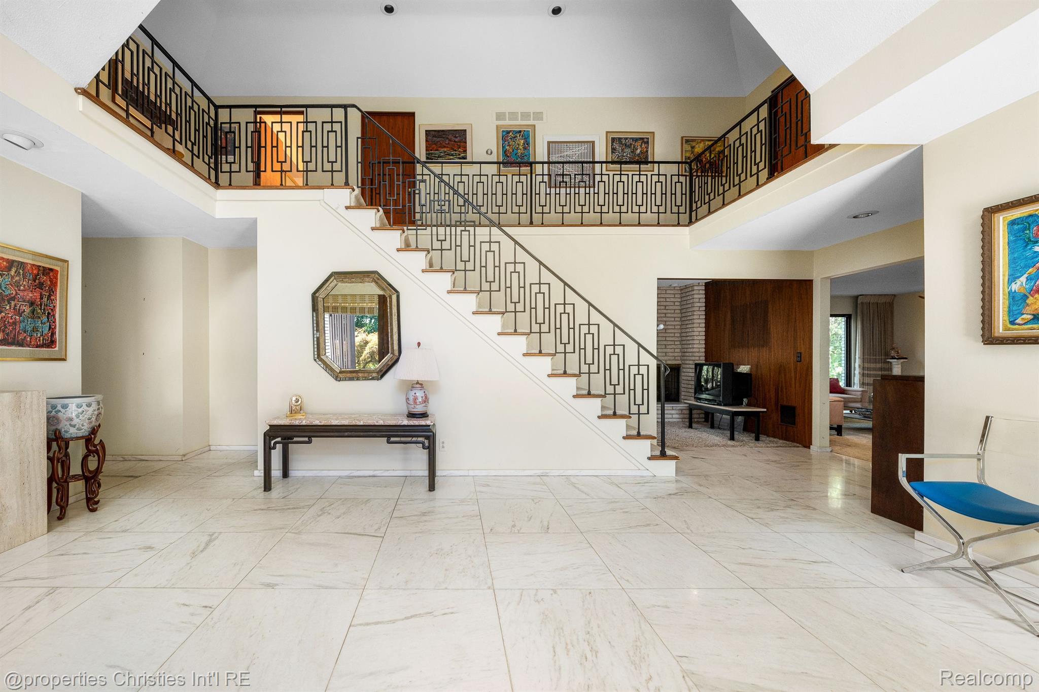 1131 STUYVESSANT Road