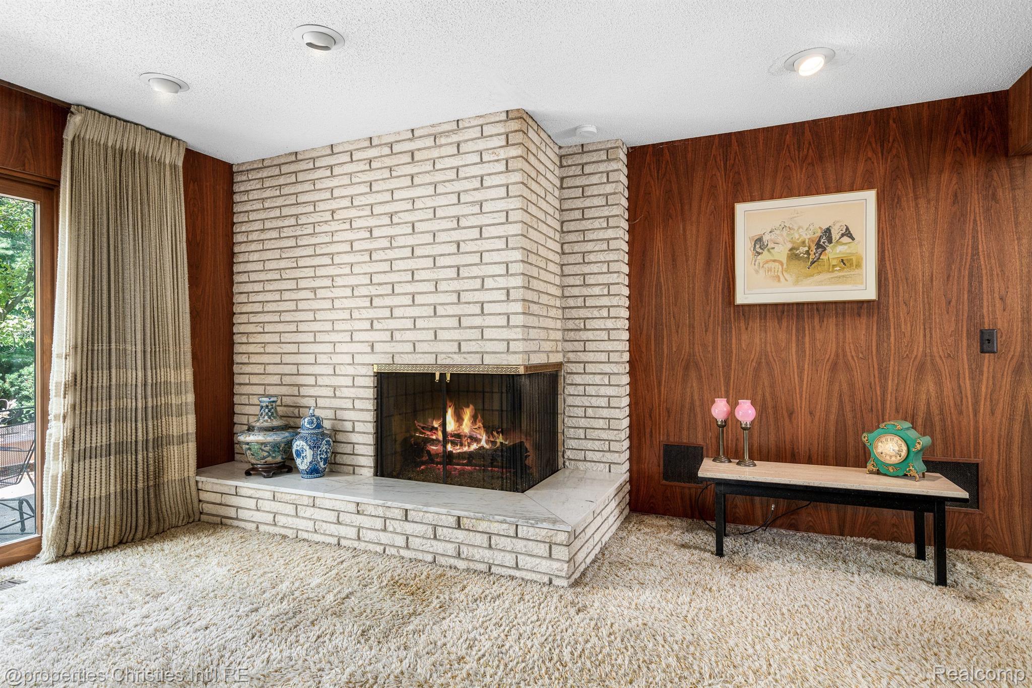 1131 STUYVESSANT Road