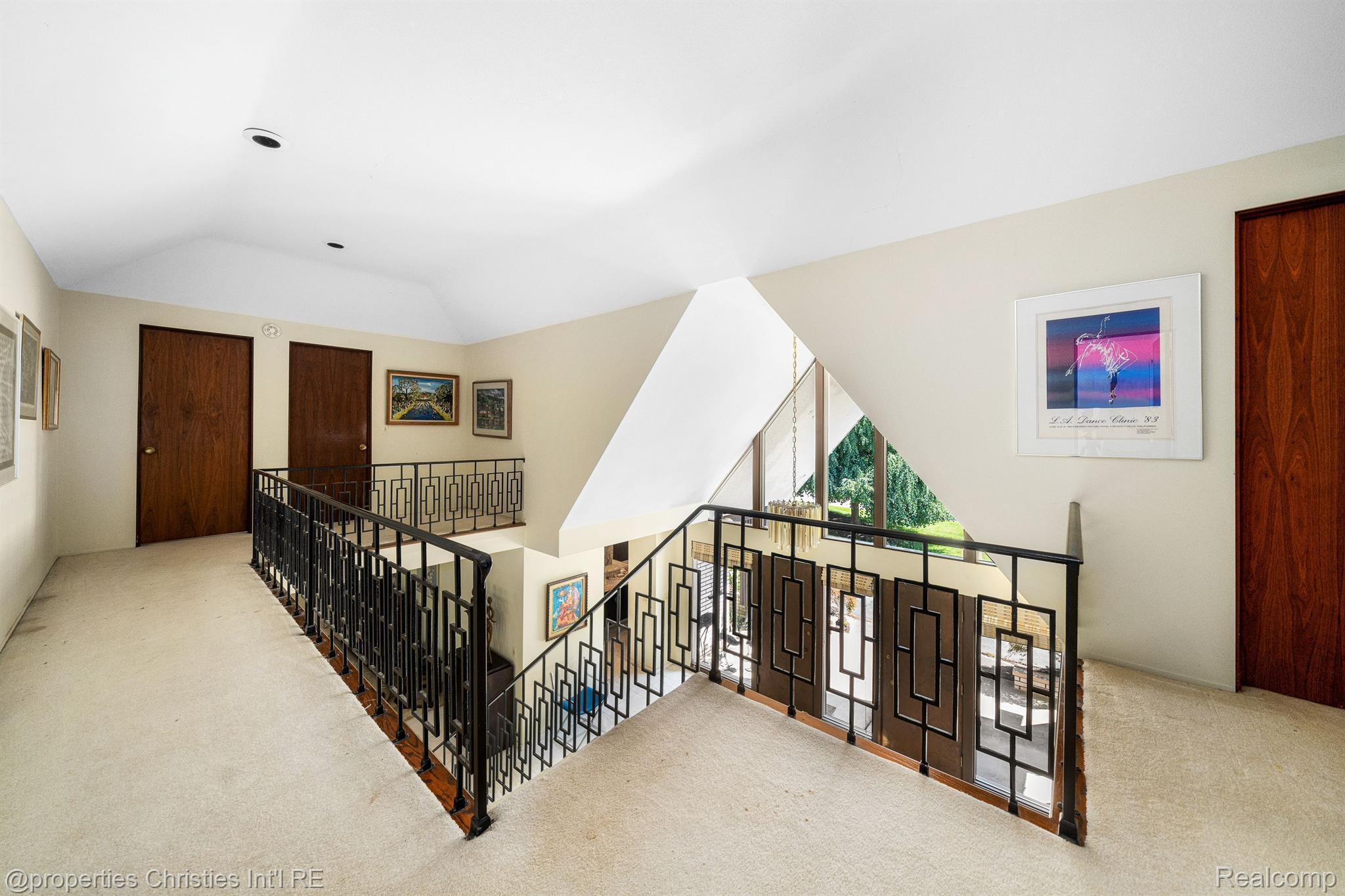 1131 STUYVESSANT Road