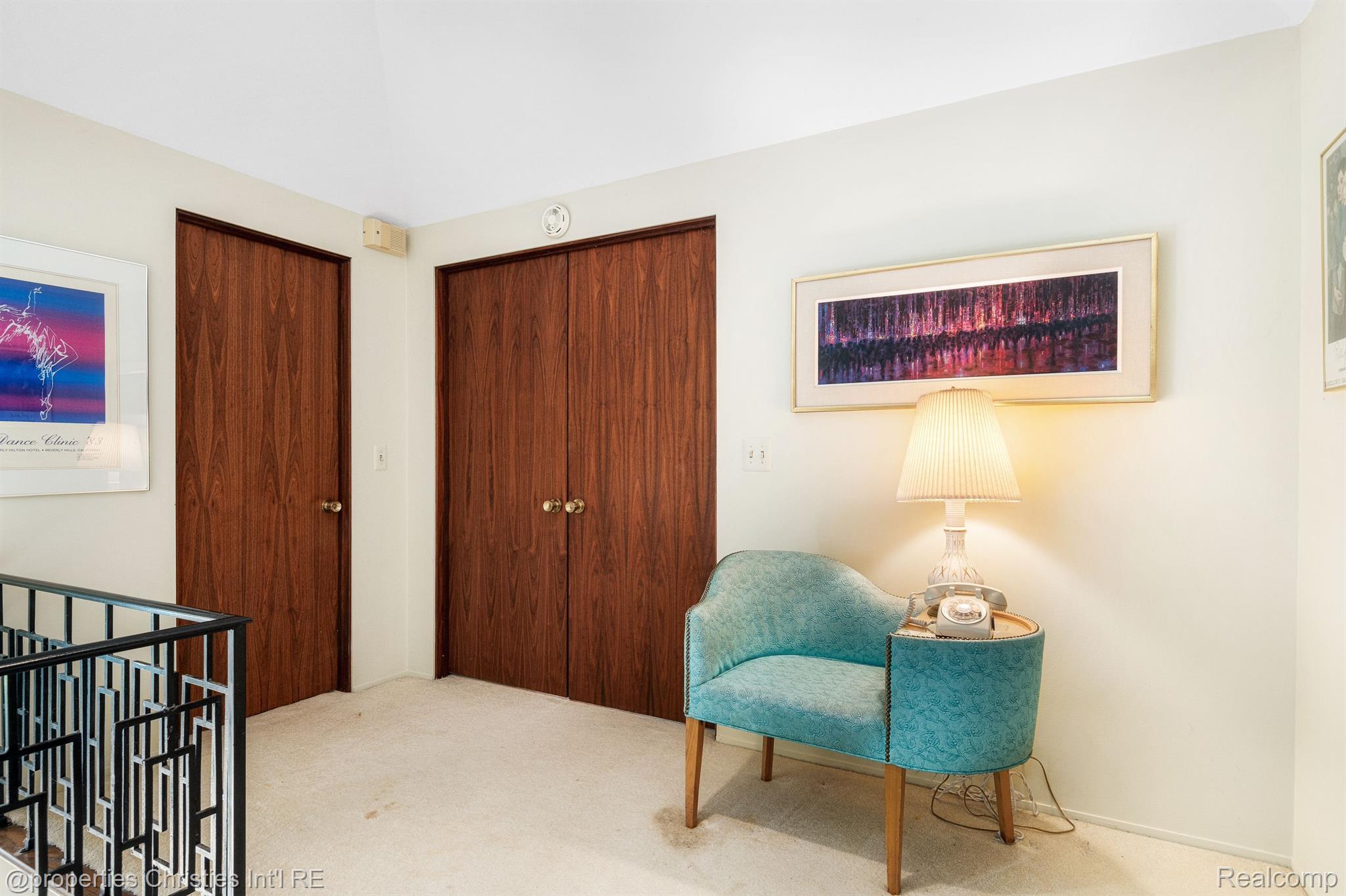 1131 STUYVESSANT Road