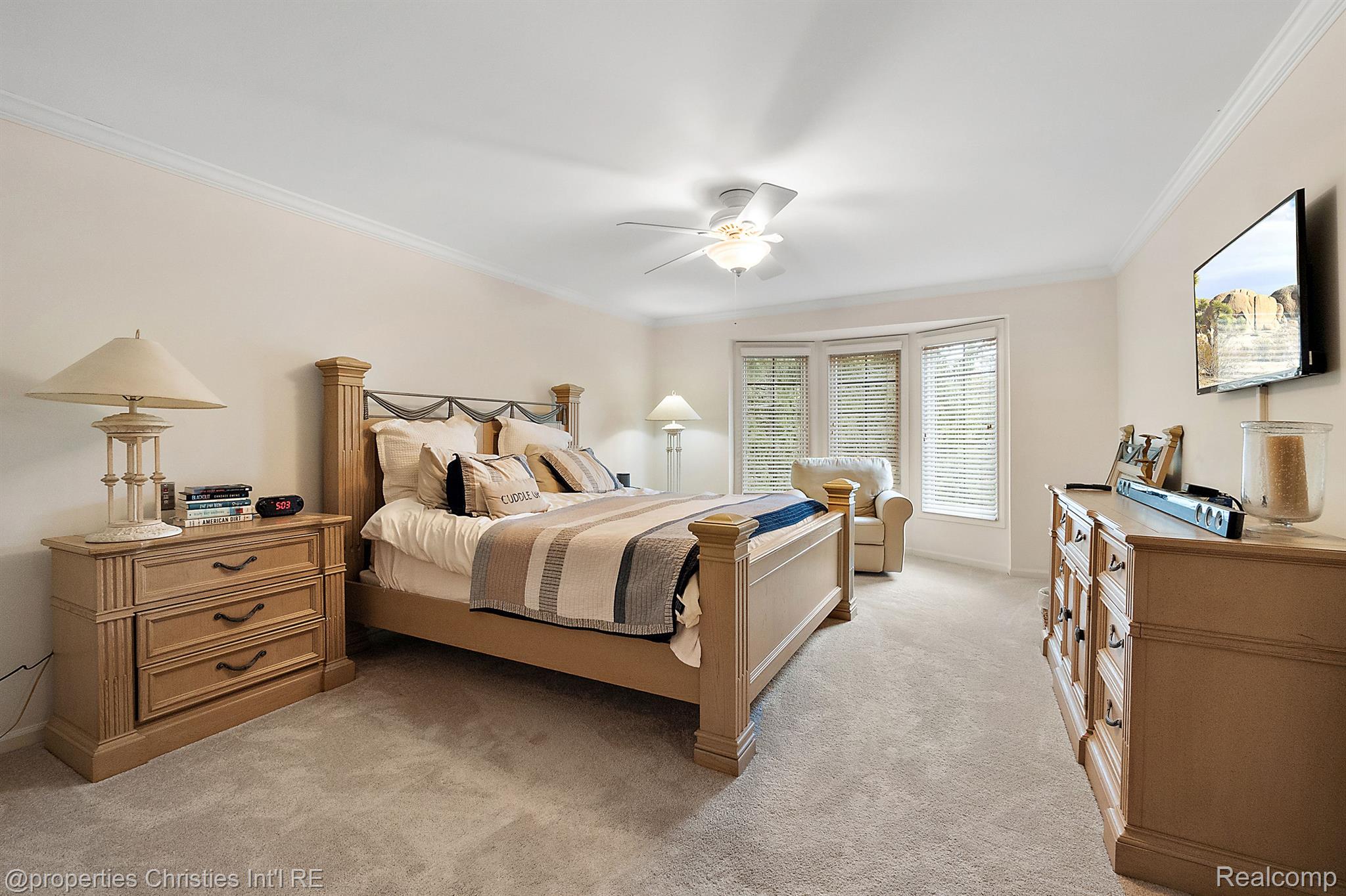 2795 BLOOMFIELD