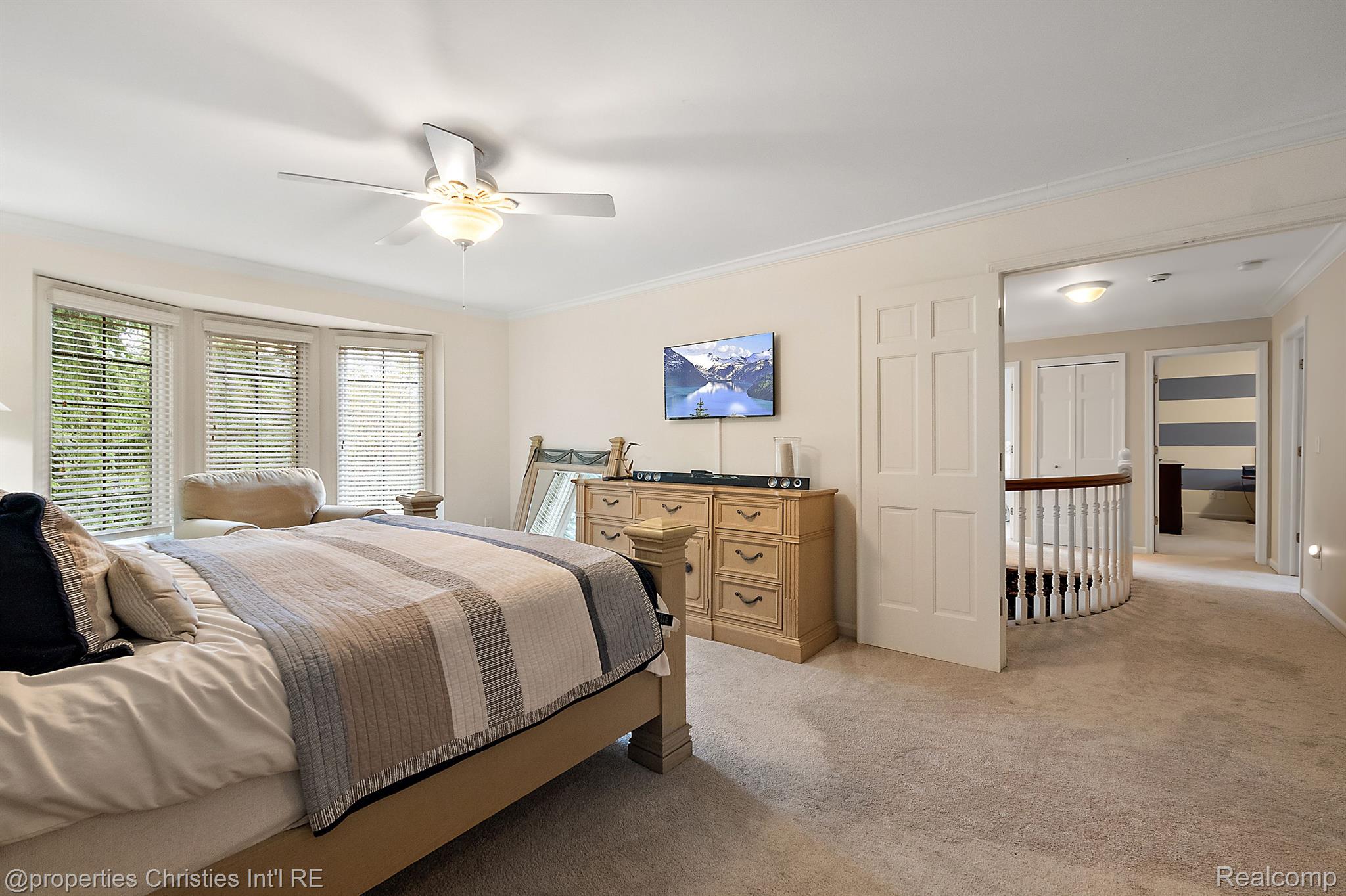 2795 BLOOMFIELD