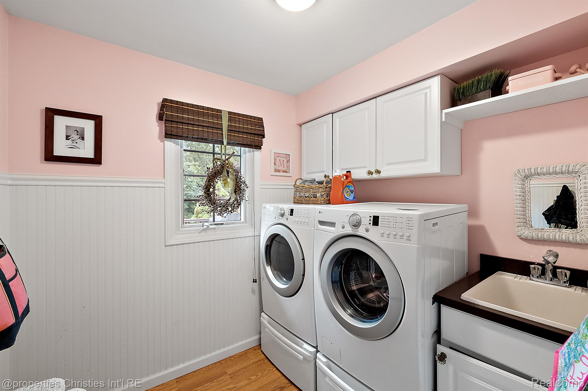 2795 BLOOMFIELD