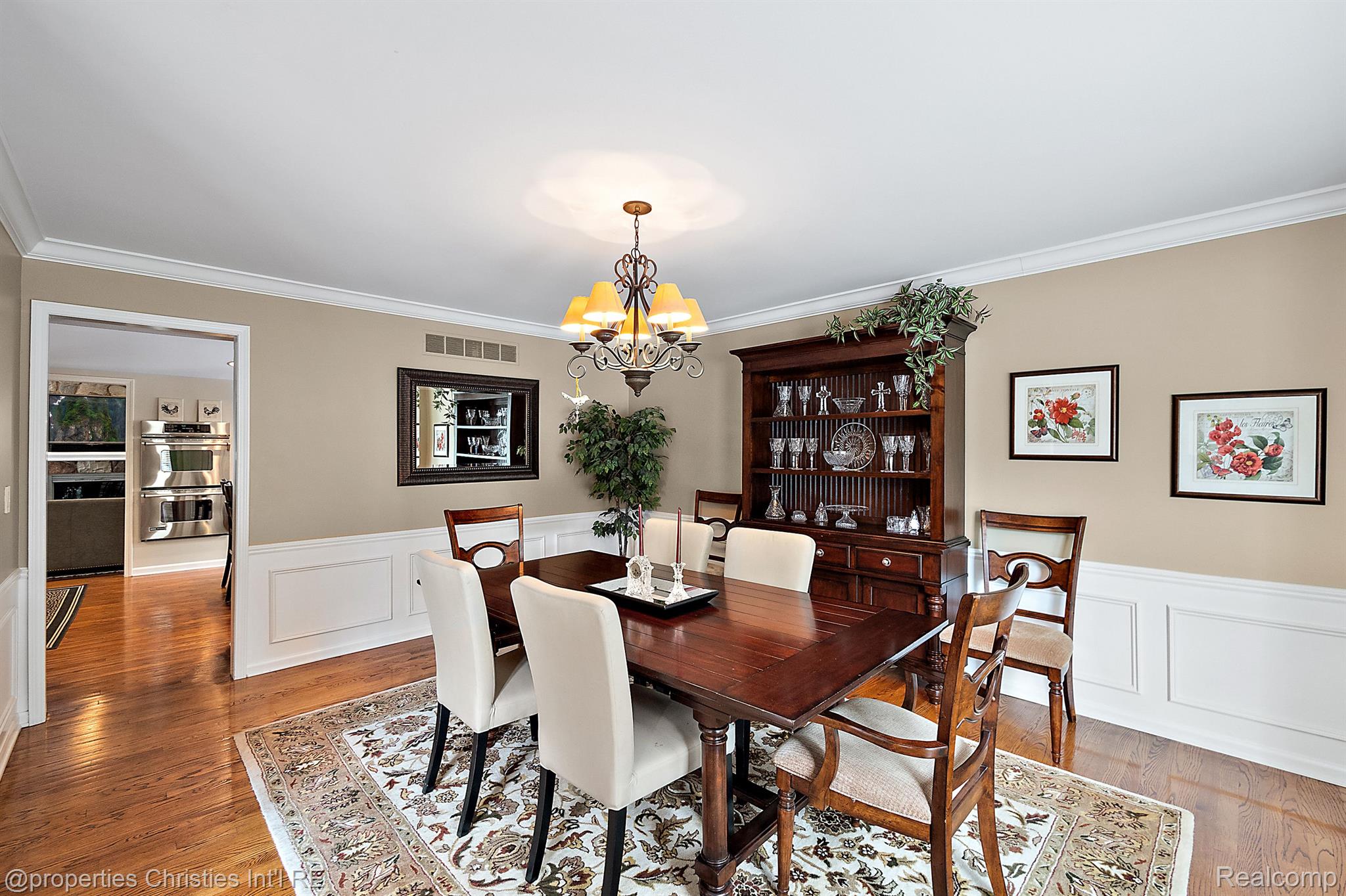 2795 BLOOMFIELD