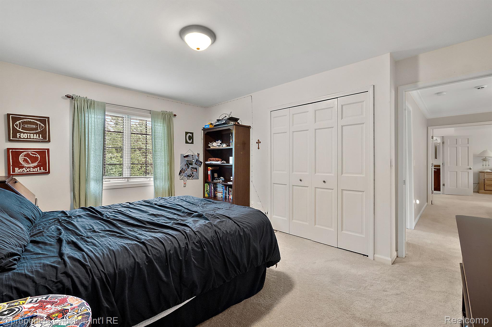 2795 BLOOMFIELD