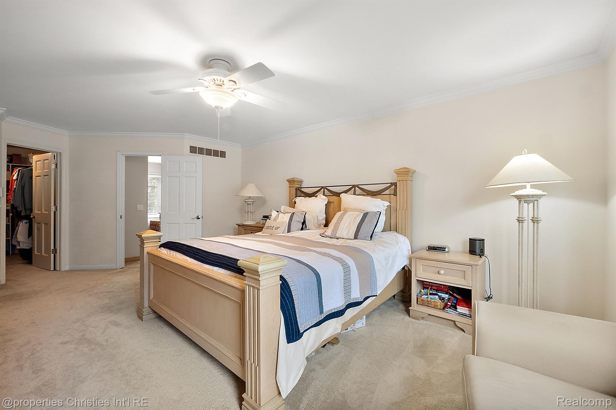 2795 BLOOMFIELD