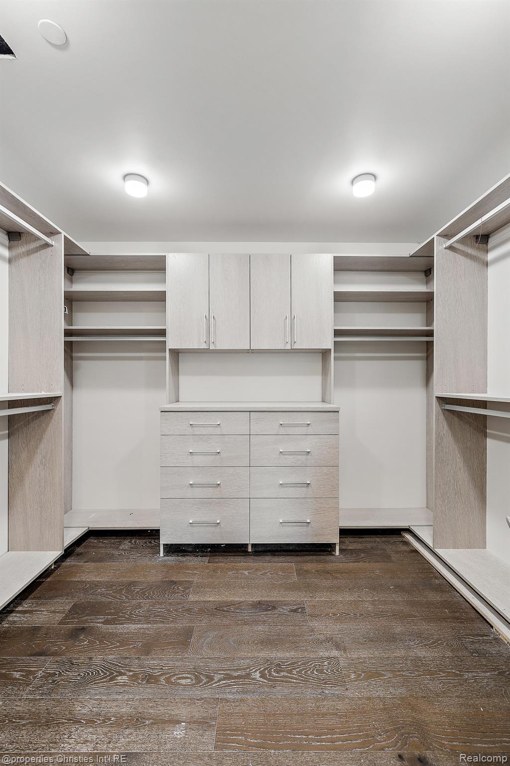420 E FRANK Street Unit: 101