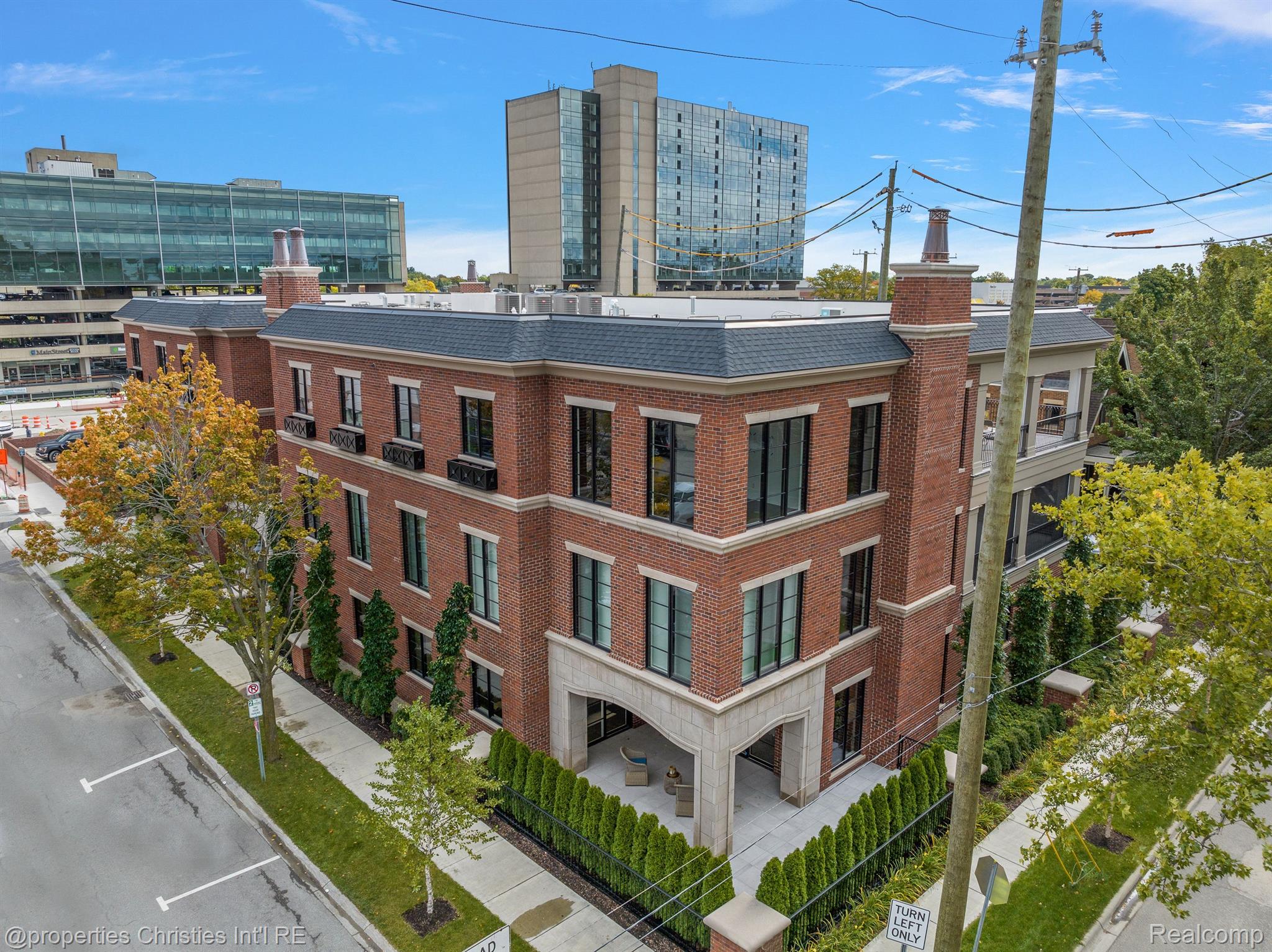 420 E FRANK Street Unit: 101