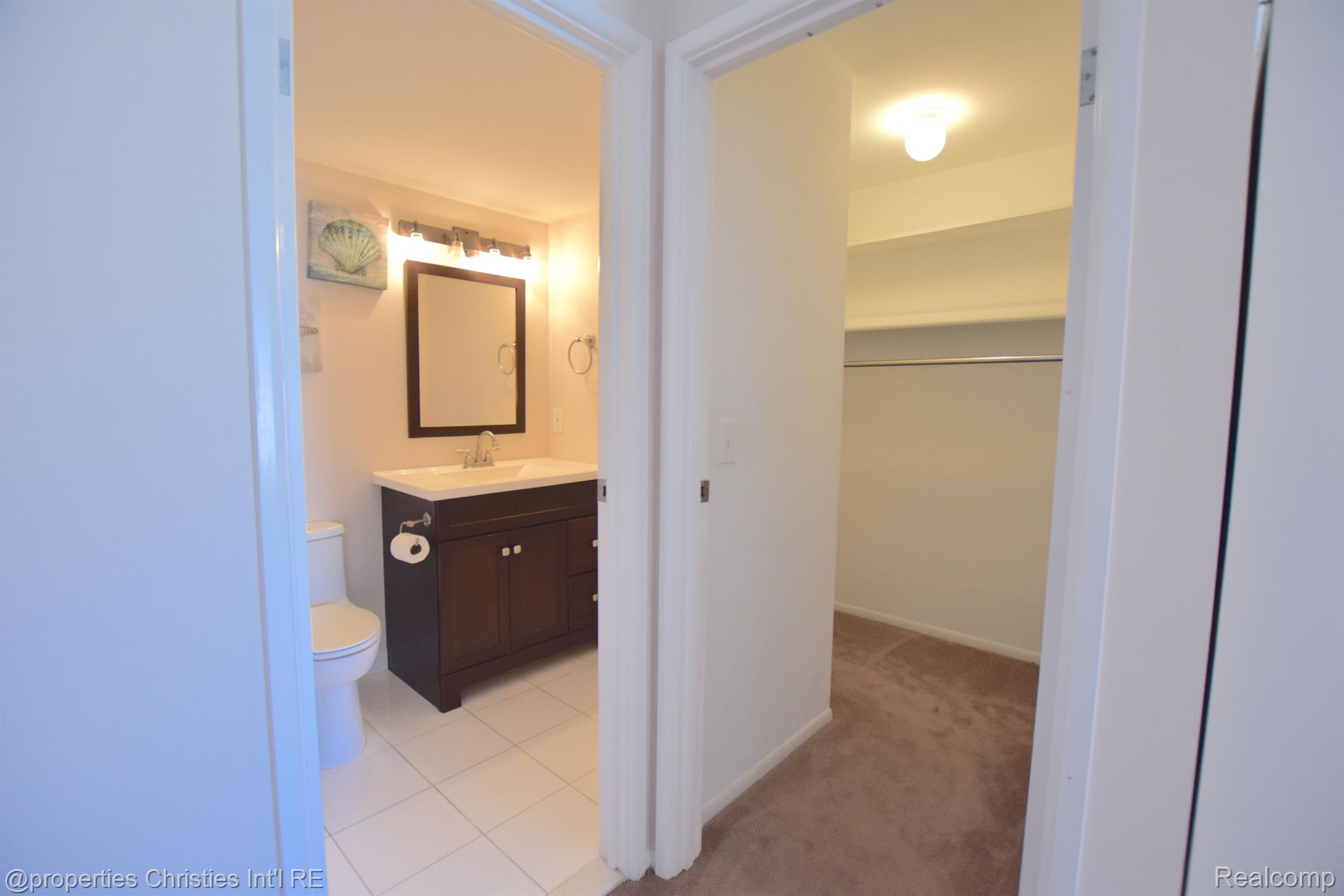 600 W BROWN Street Unit: 201