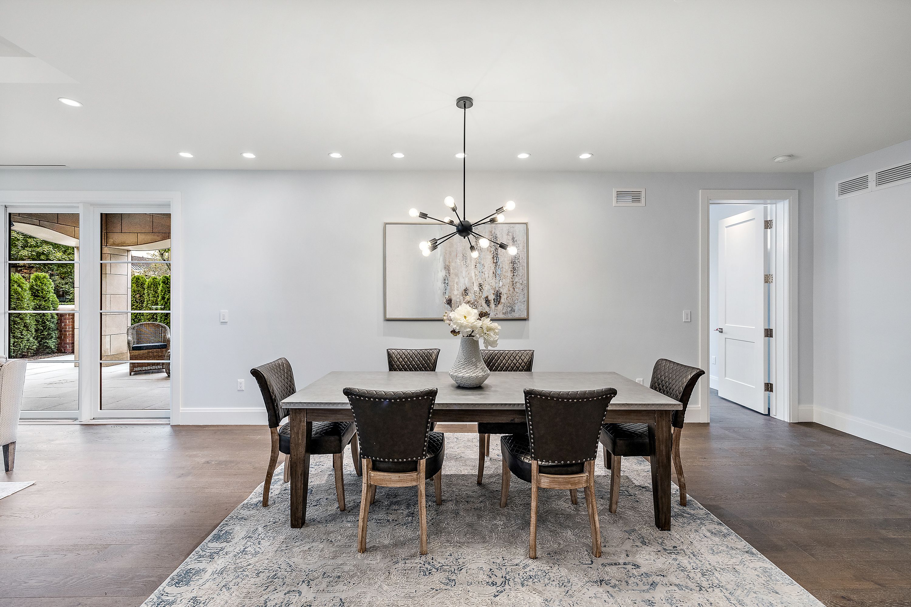 420 E FRANK Street Unit: 101