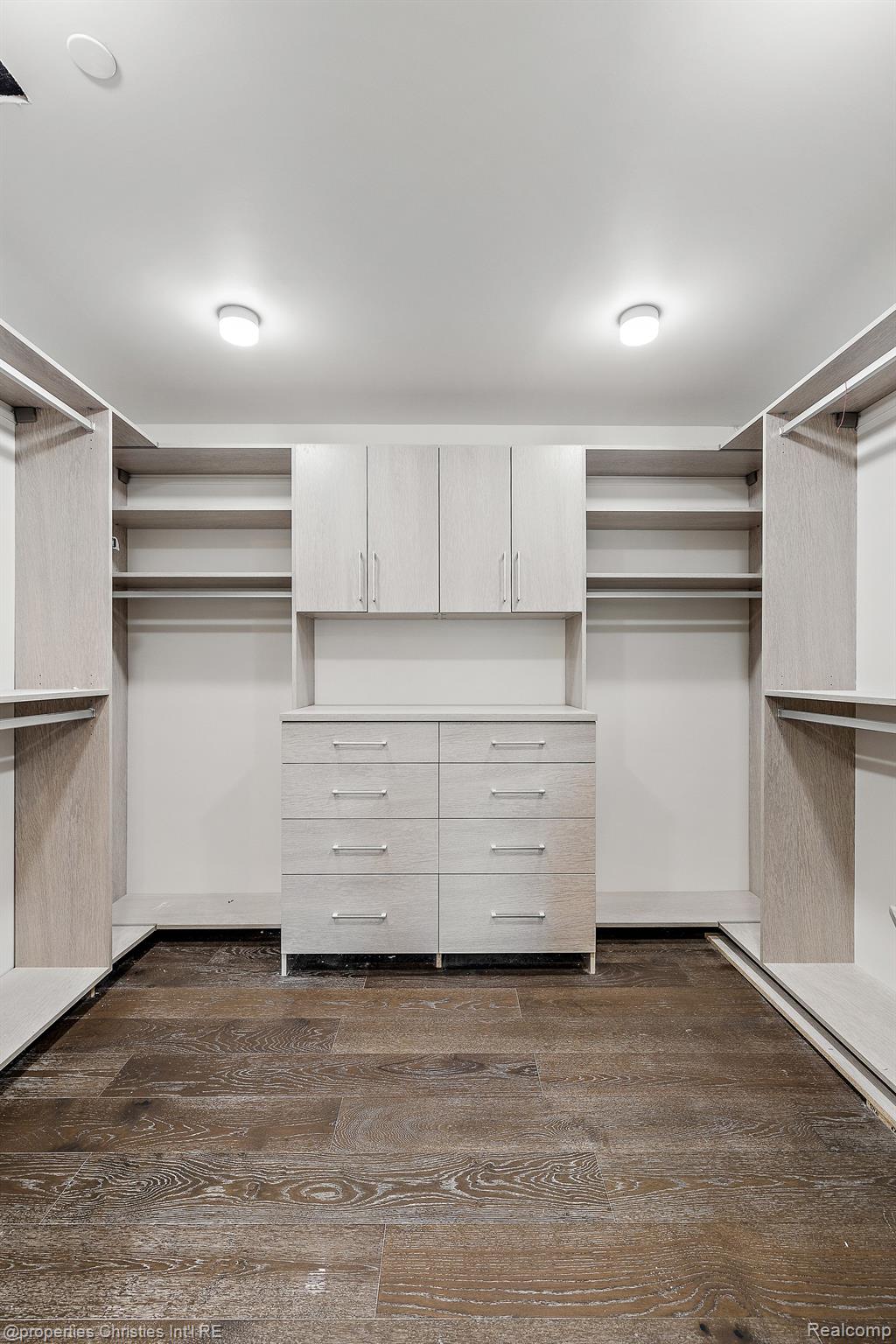 420 E FRANK Street Unit: 101