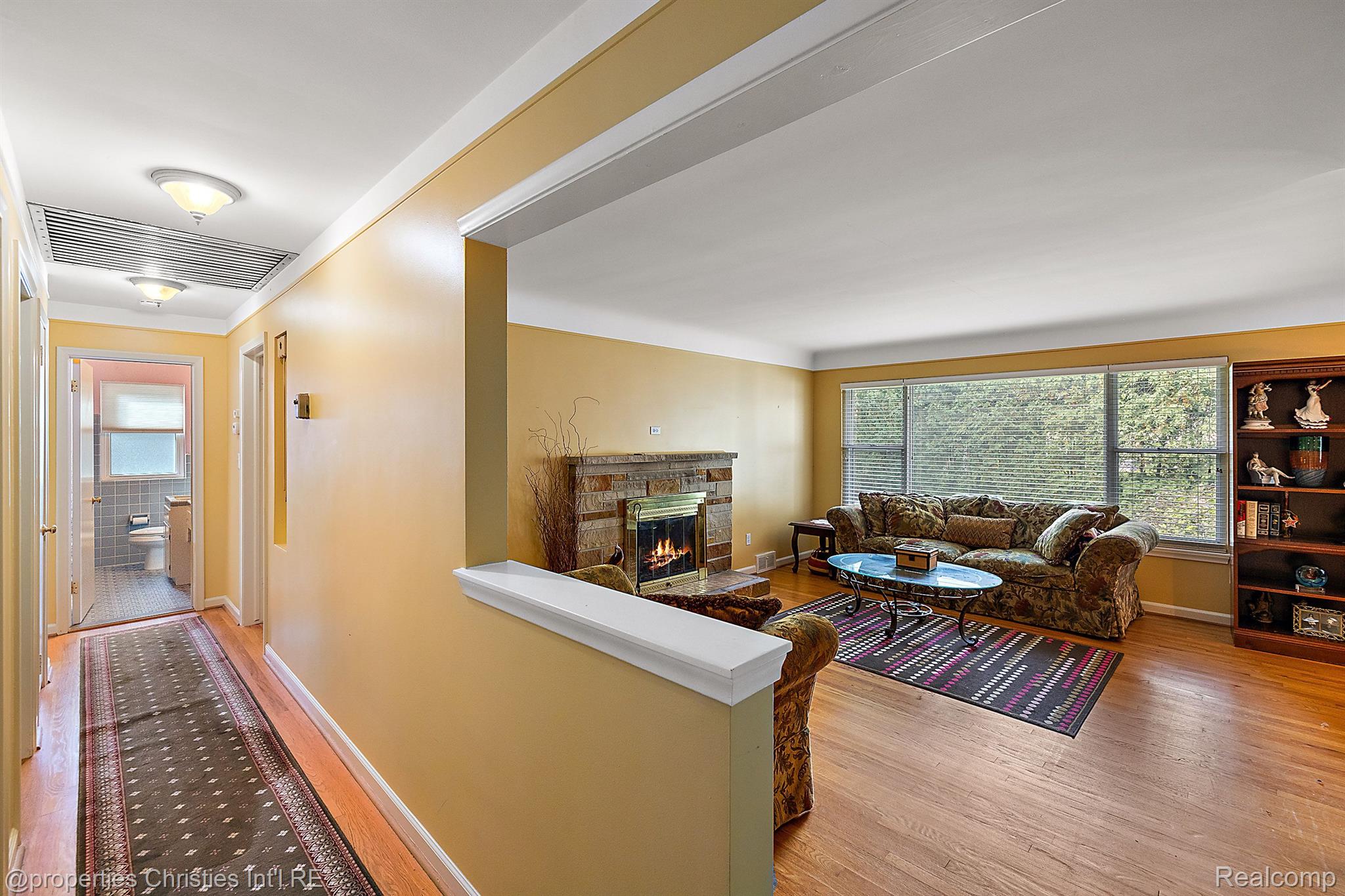218 S GLENGARRY Road