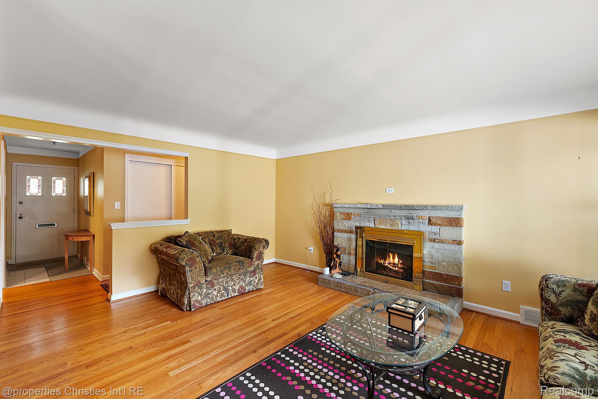 218 S GLENGARRY Road