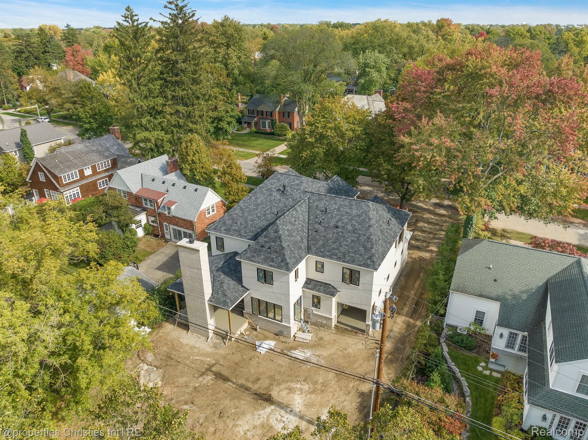 235 CHESTERFIELD Avenue