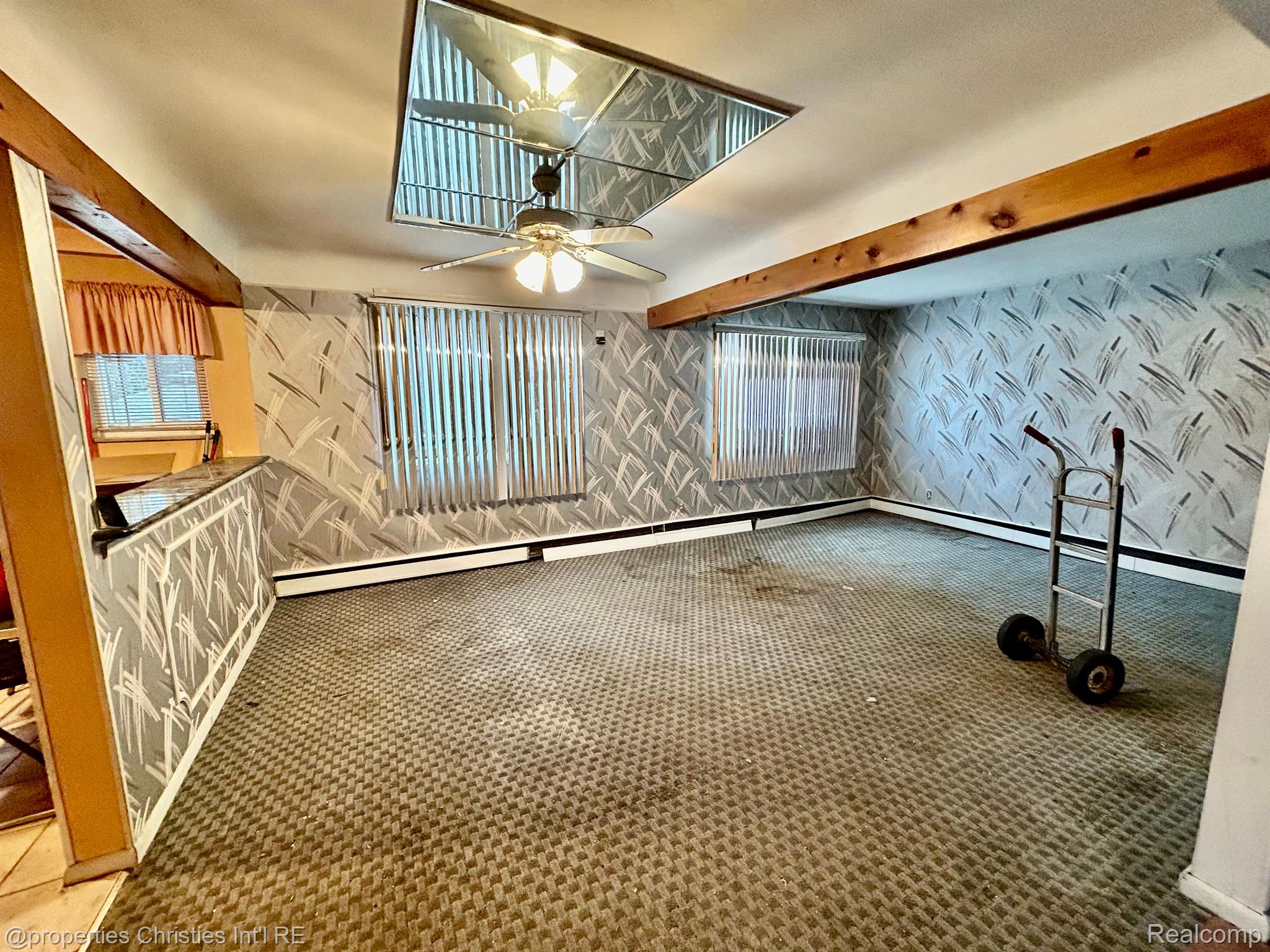 24501 MARTHA WASHINGTON Drive