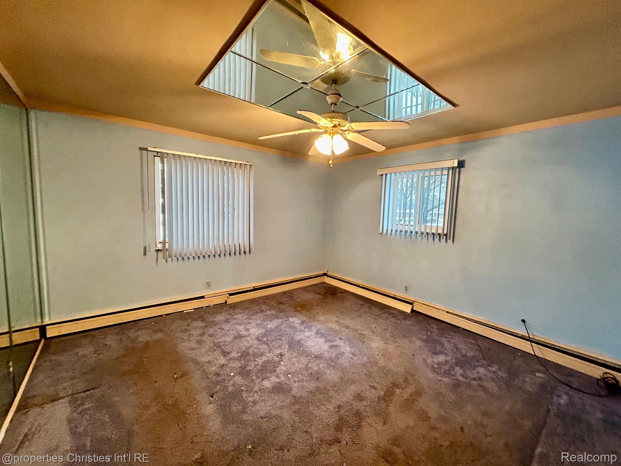 24501 MARTHA WASHINGTON Drive