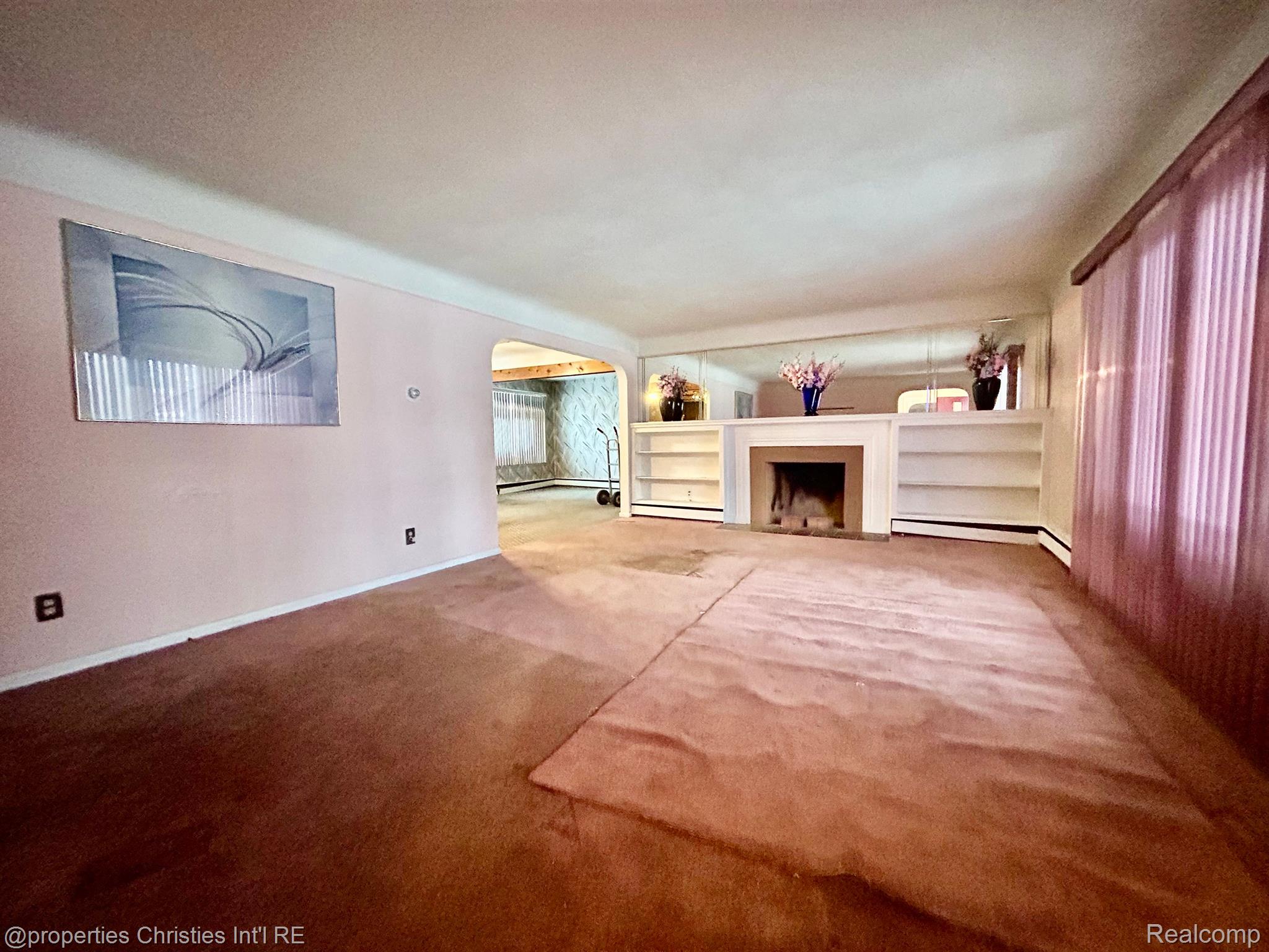 24501 MARTHA WASHINGTON Drive