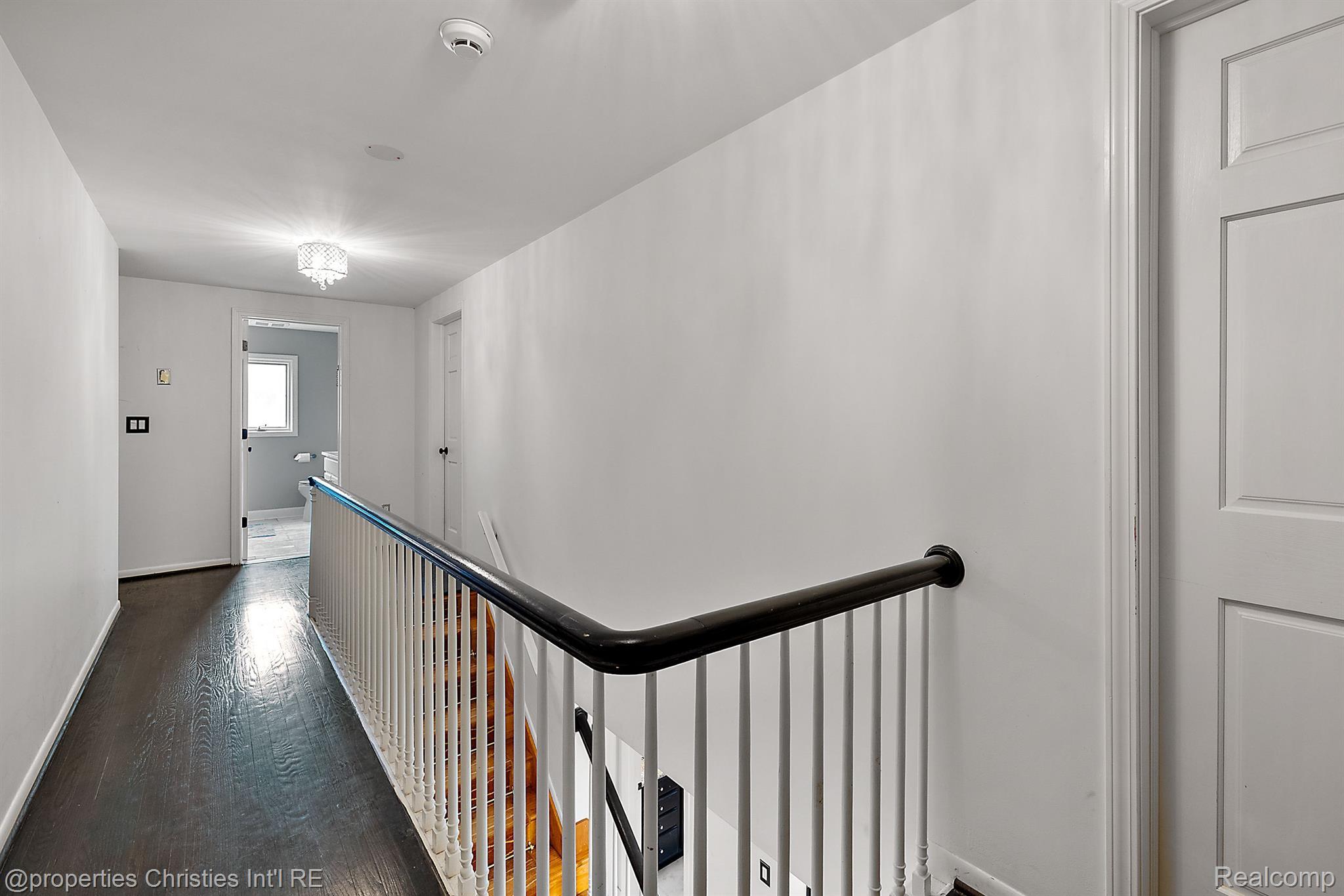 2725 ENDSLEIGH Drive