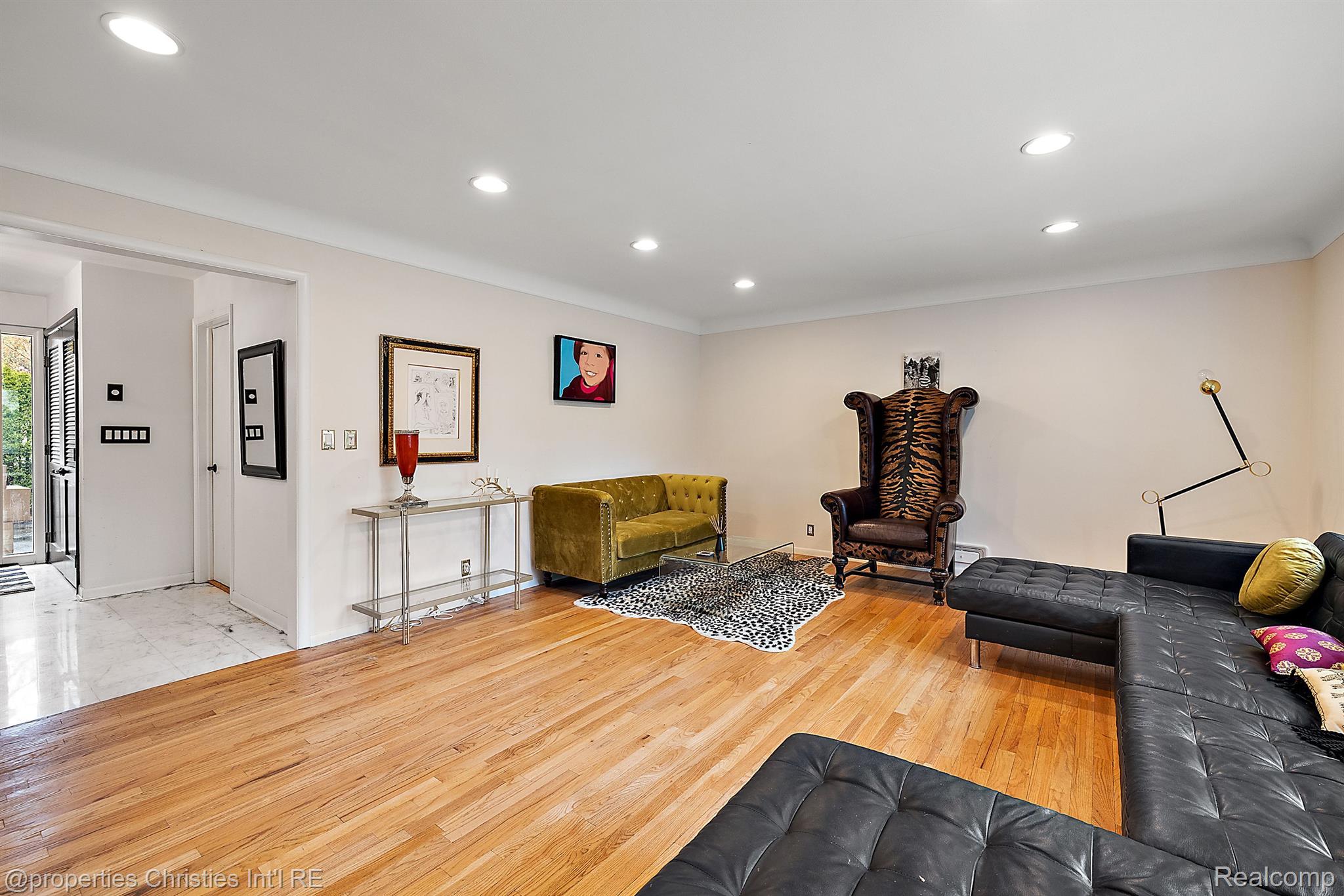 2725 ENDSLEIGH Drive
