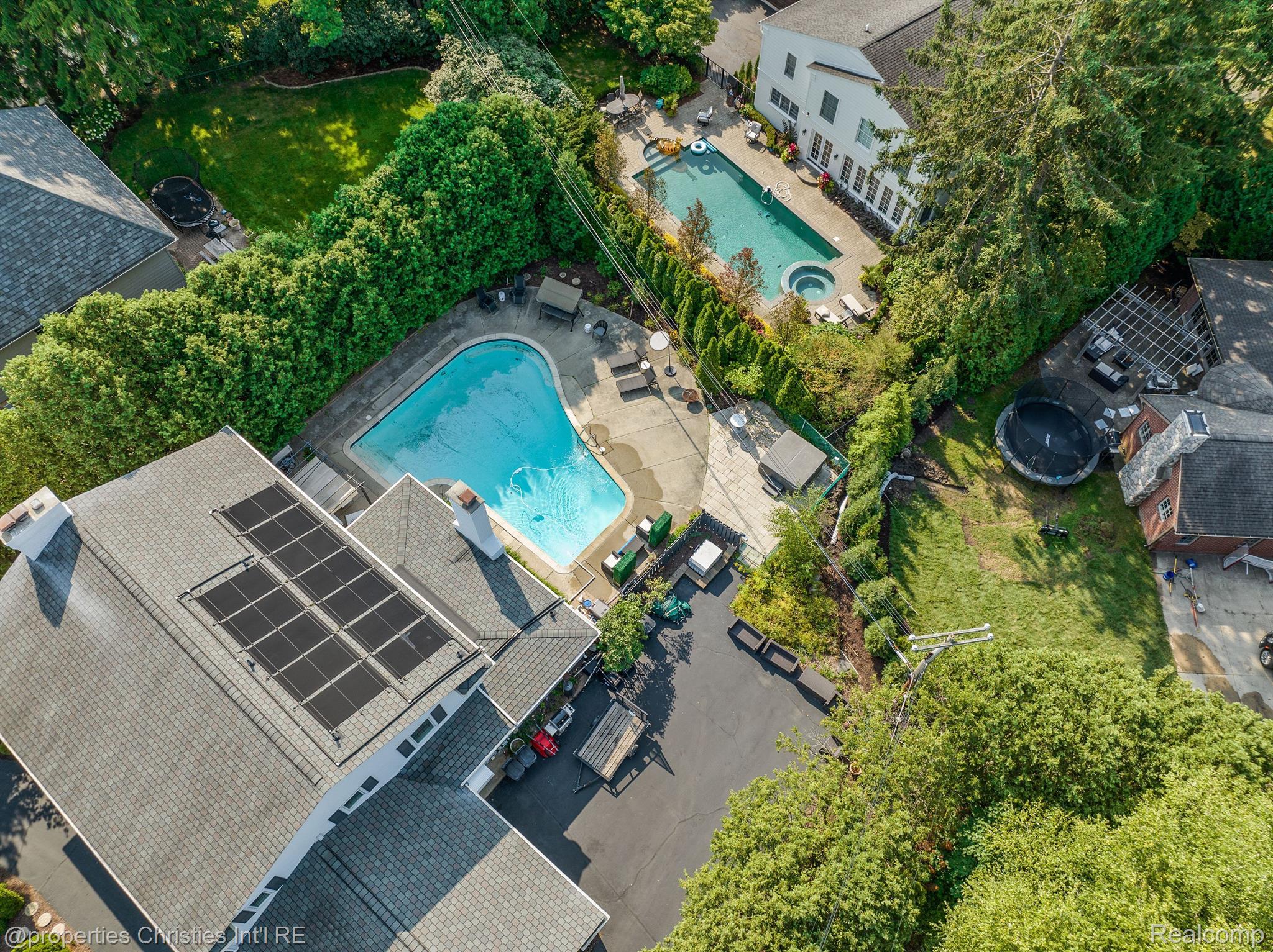 2725 ENDSLEIGH Drive