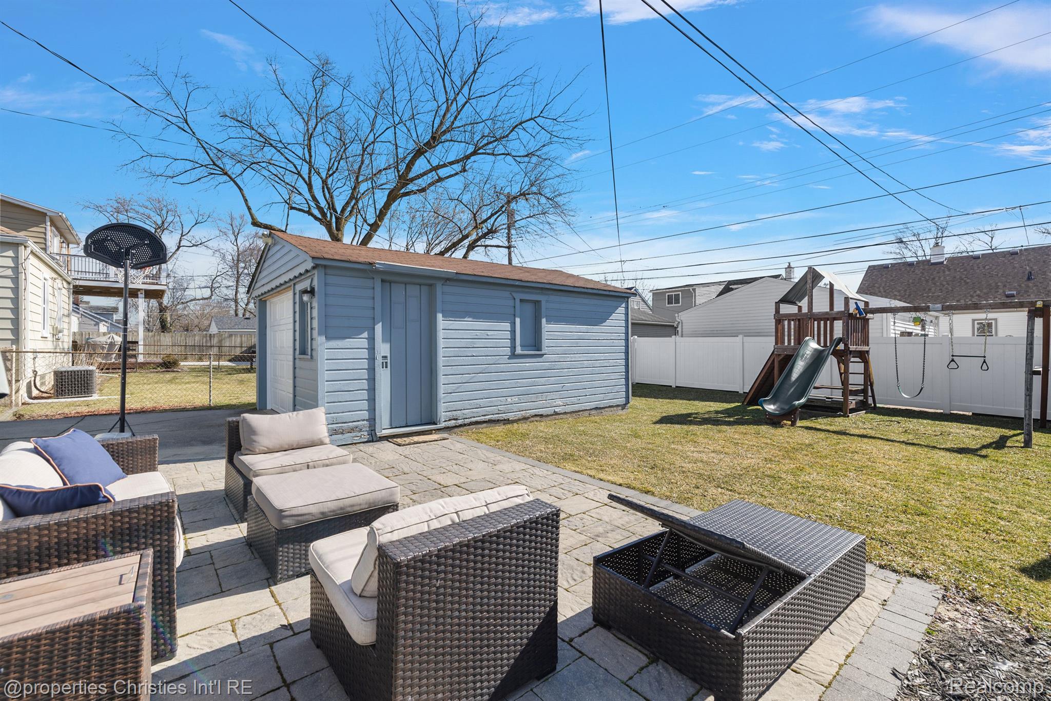 1229 CAMBRIDGE Road