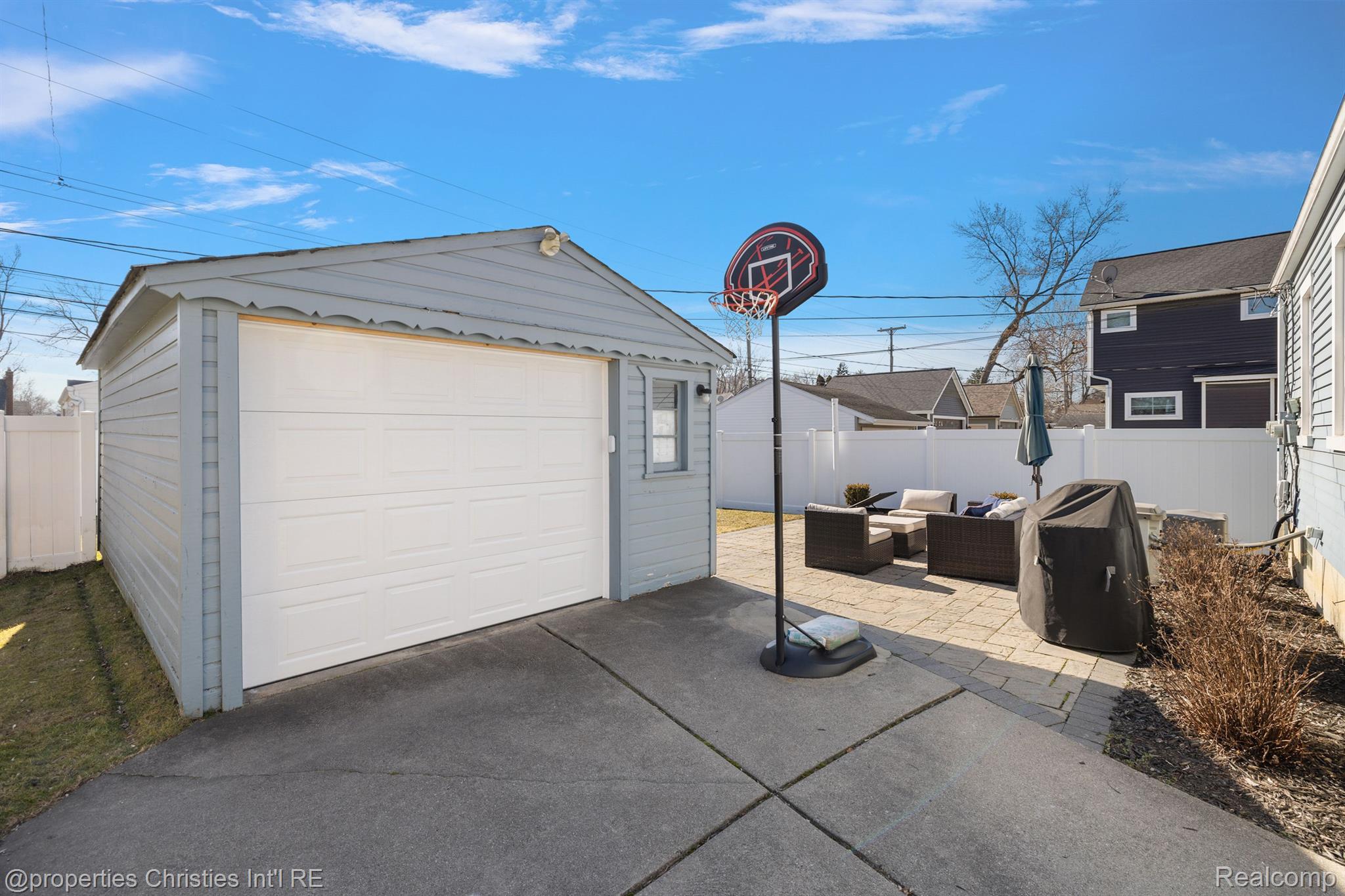 1229 CAMBRIDGE Road