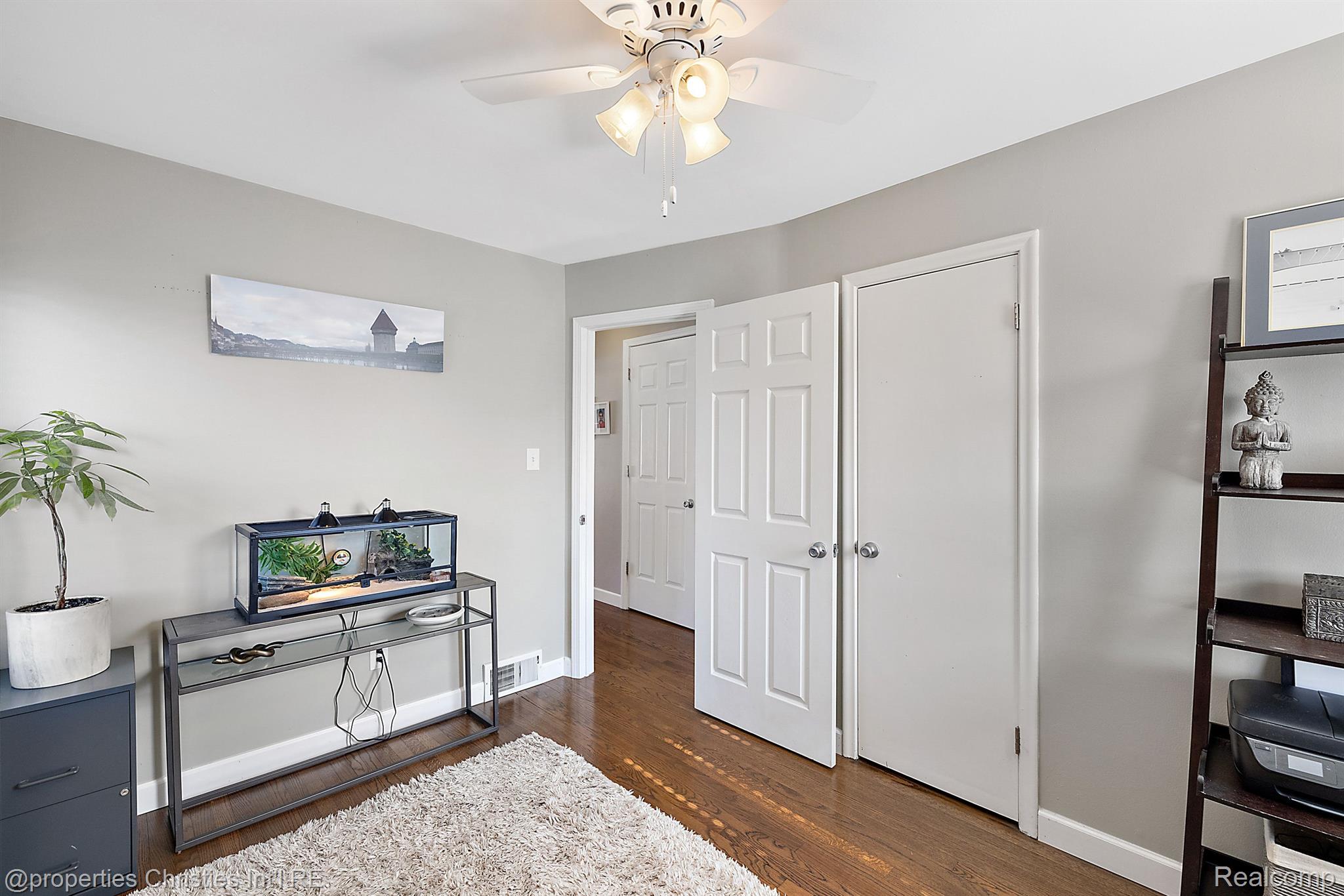1229 CAMBRIDGE Road