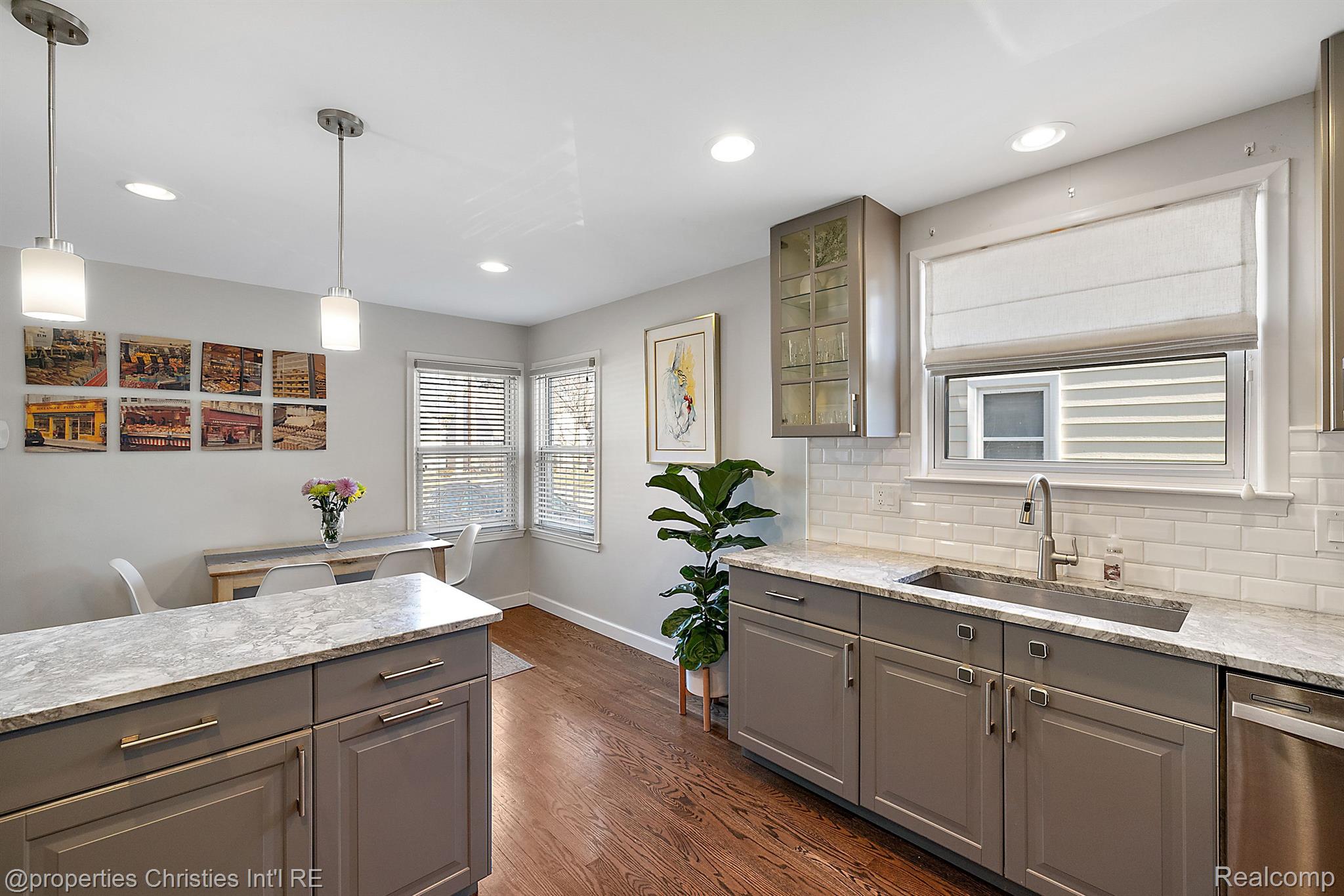 1229 CAMBRIDGE Road
