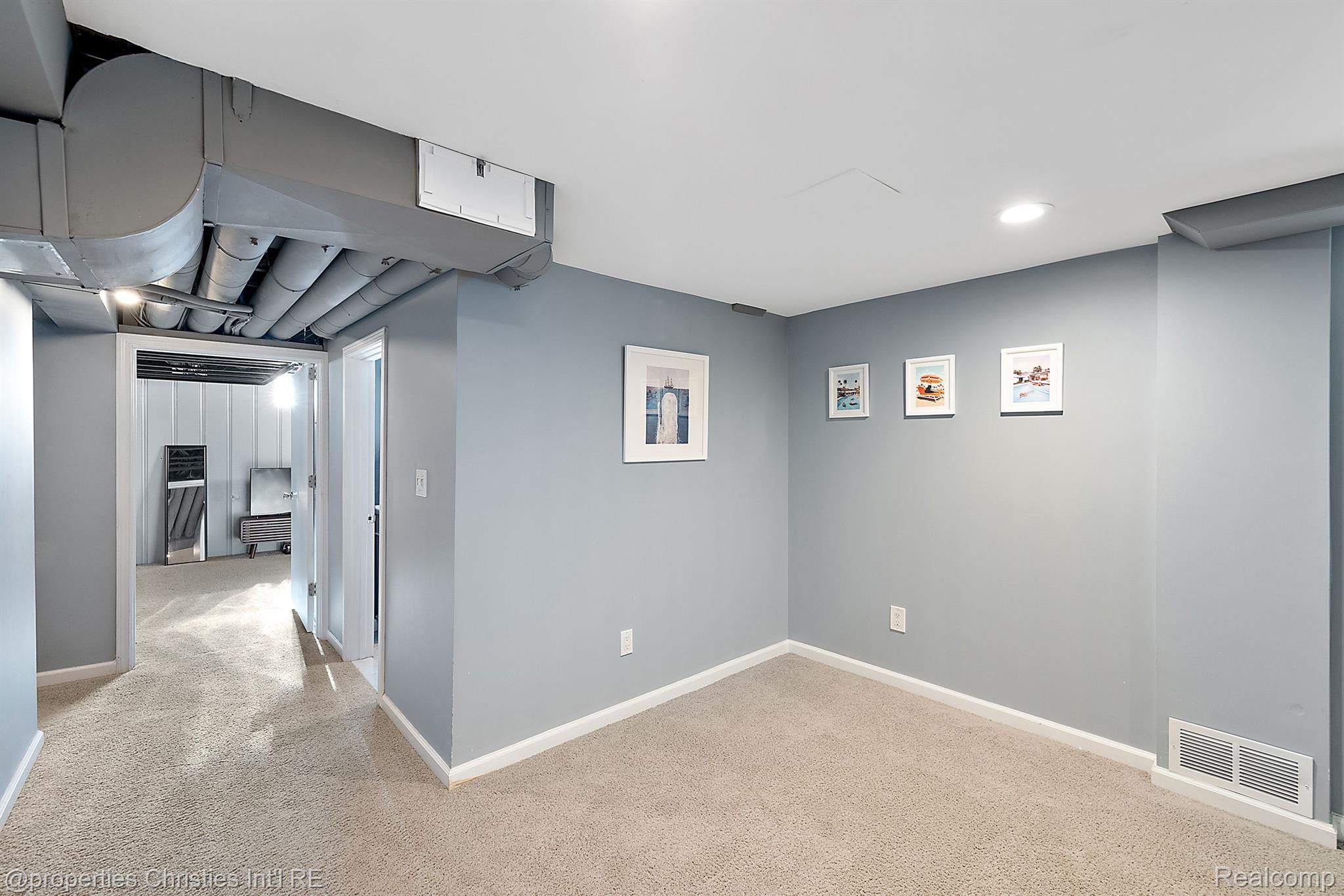1229 CAMBRIDGE Road
