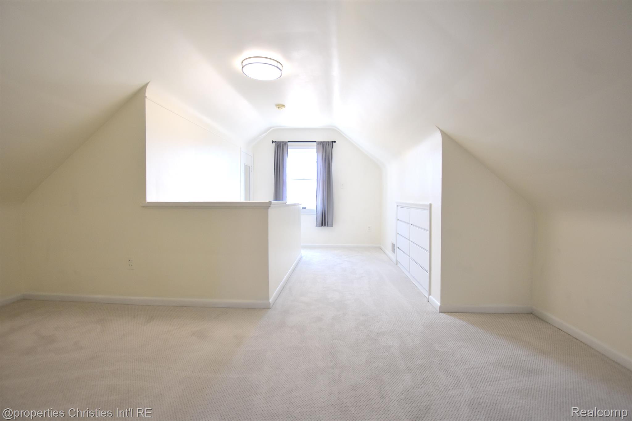 2205 PEMBROKE Road