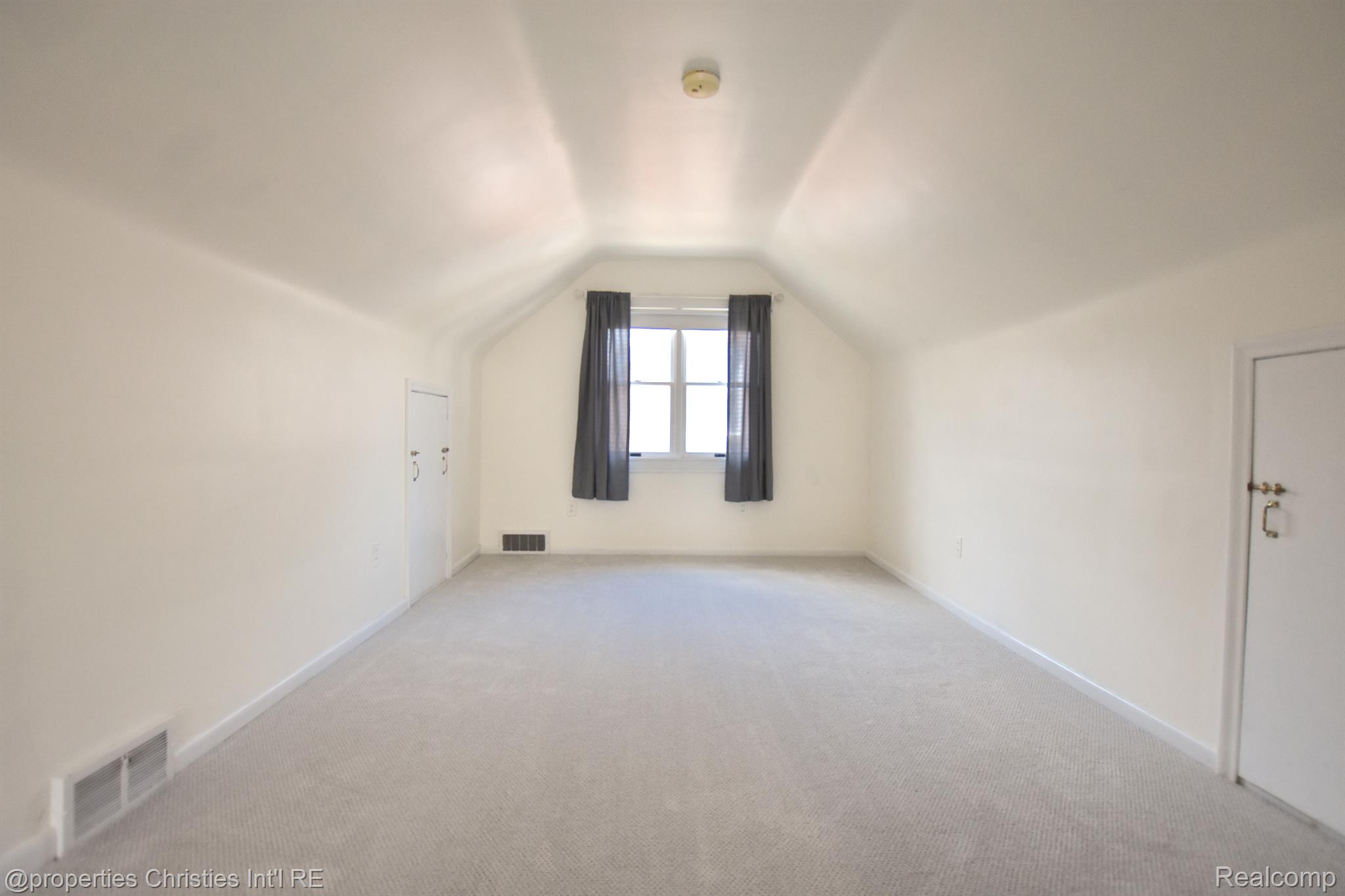 2205 PEMBROKE Road