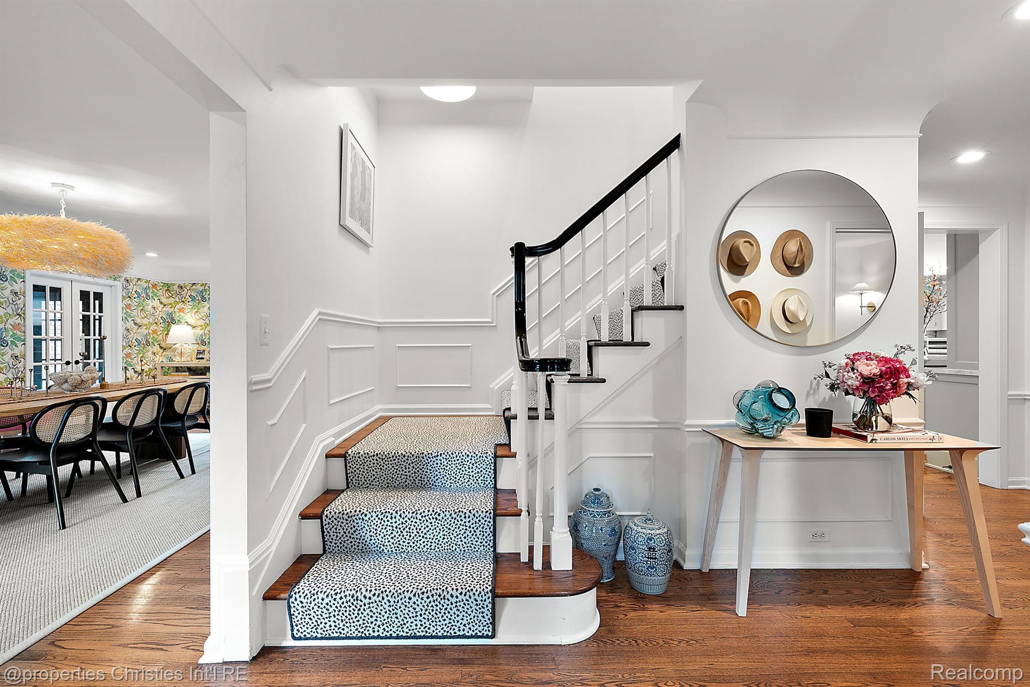 1201 BROOKWOOD Street