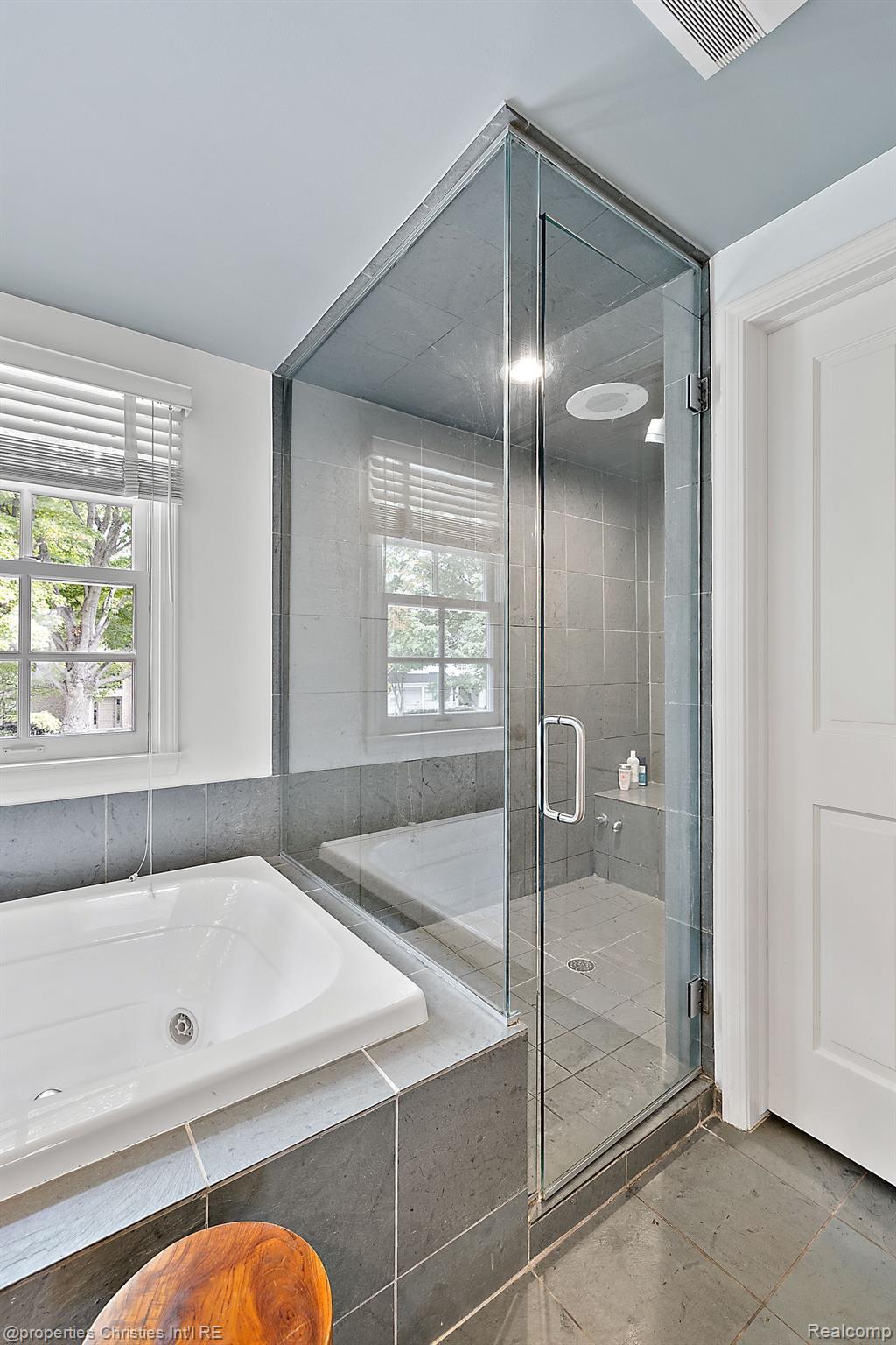 1201 BROOKWOOD Street