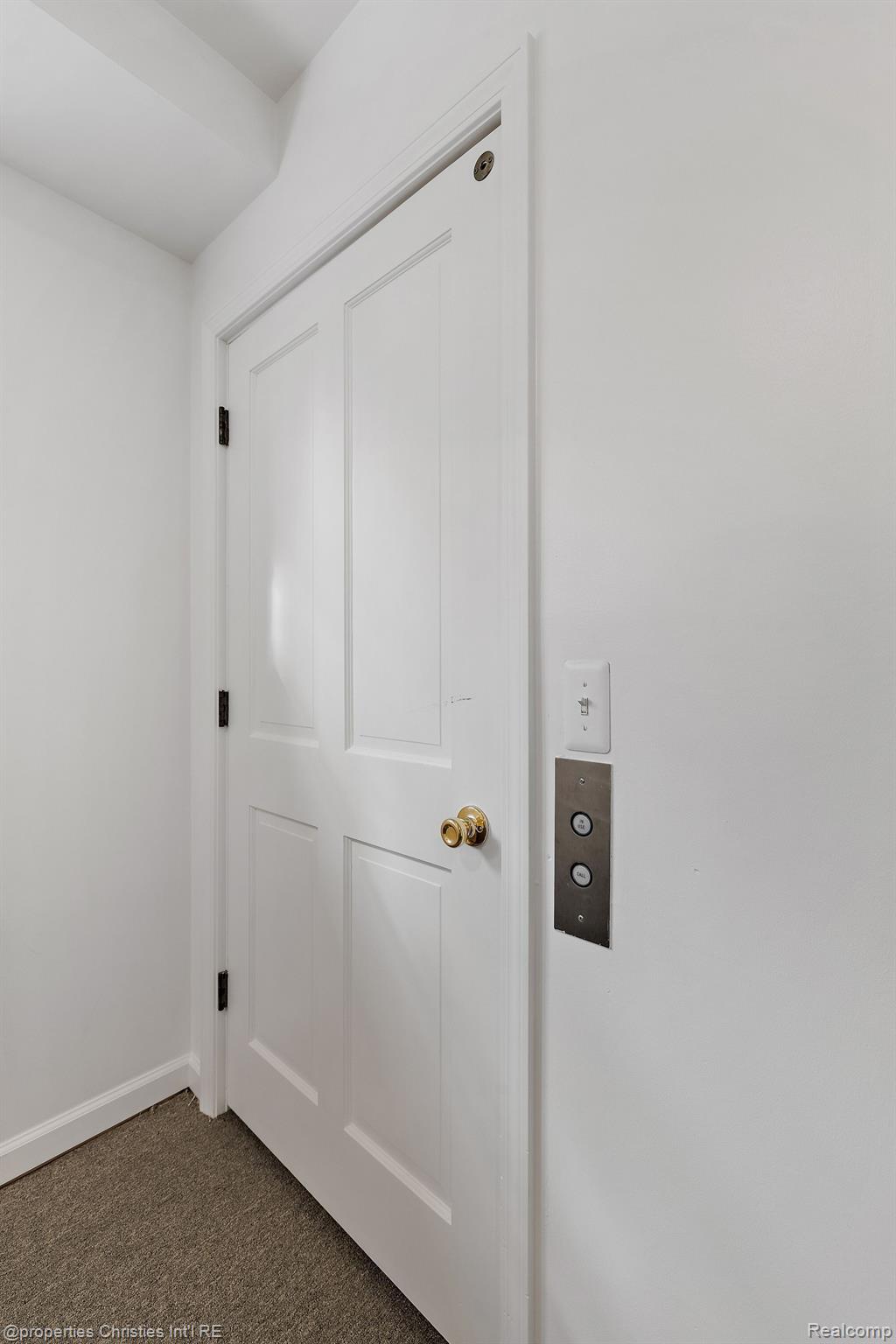 1201 BROOKWOOD Street