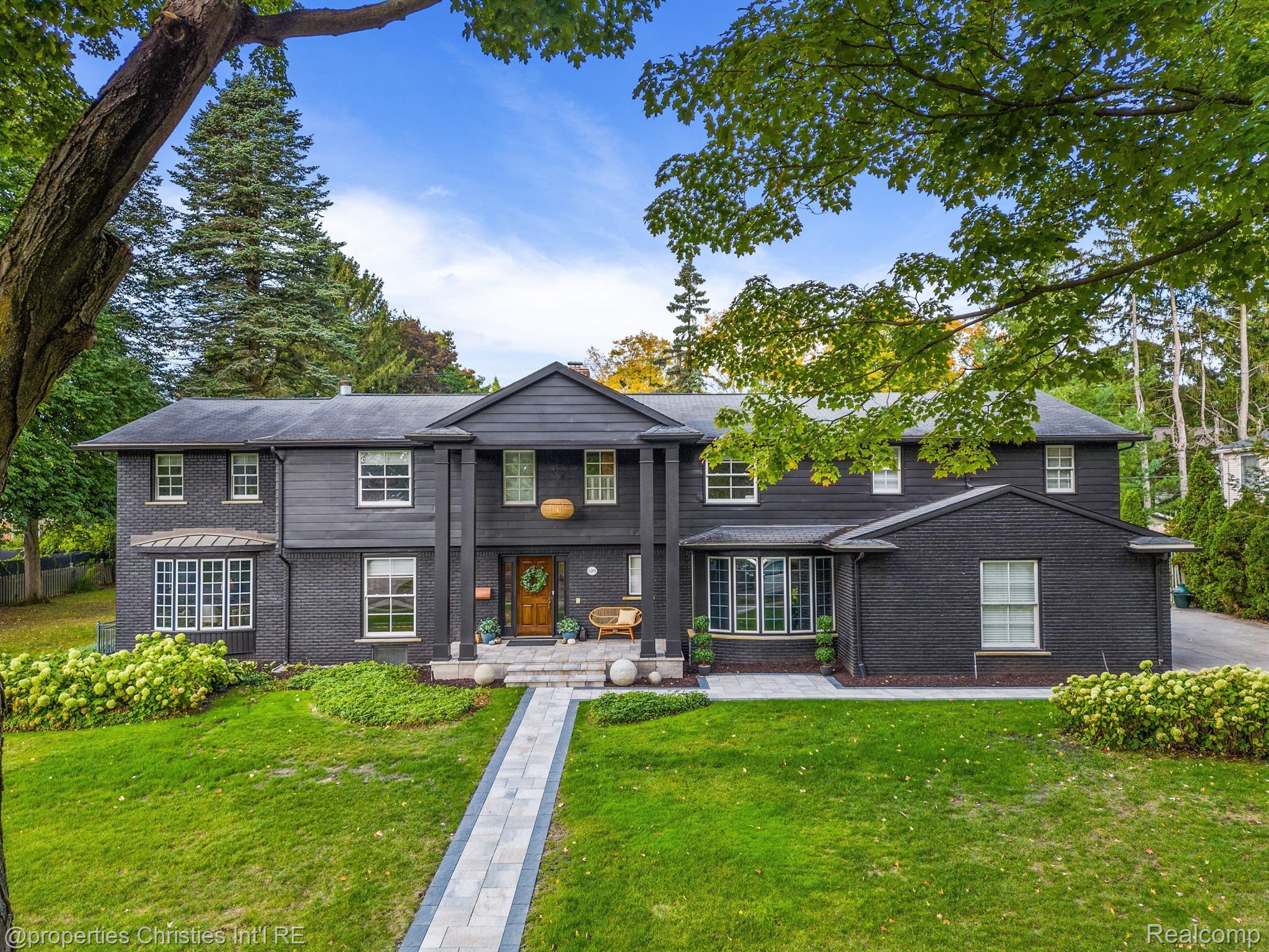 1201 BROOKWOOD Street