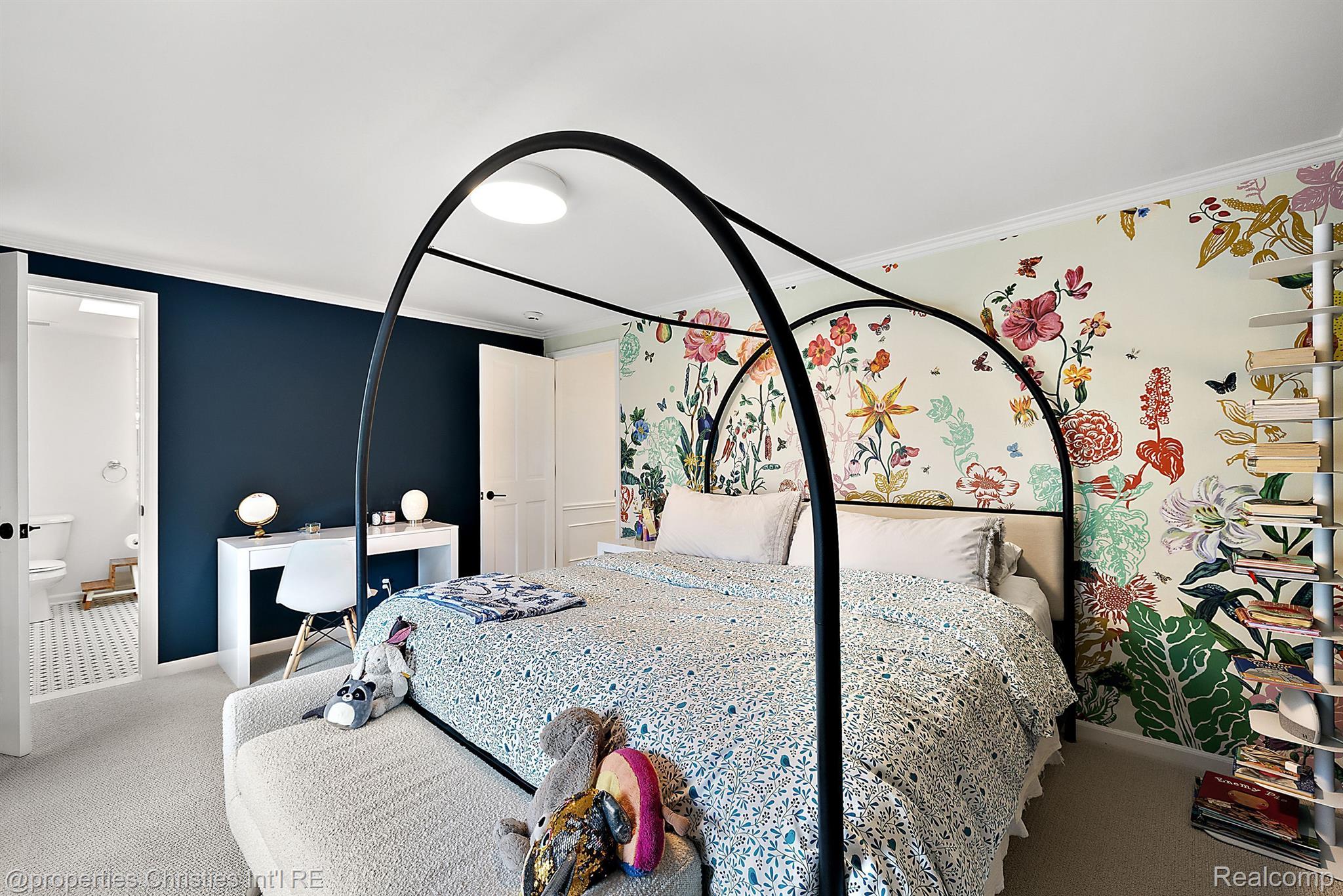 1201 BROOKWOOD Street