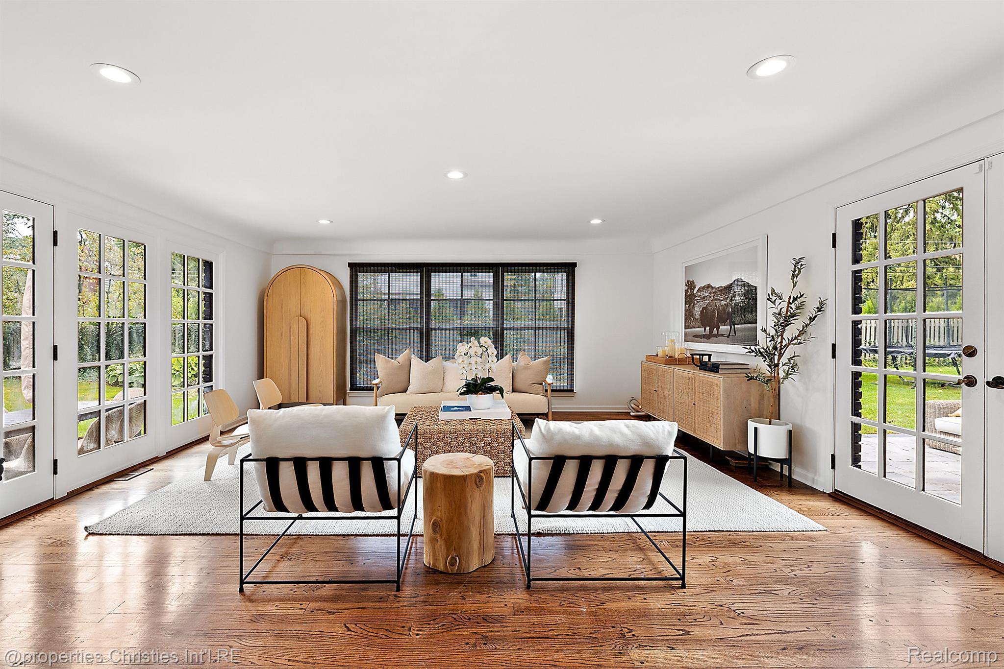 1201 BROOKWOOD Street