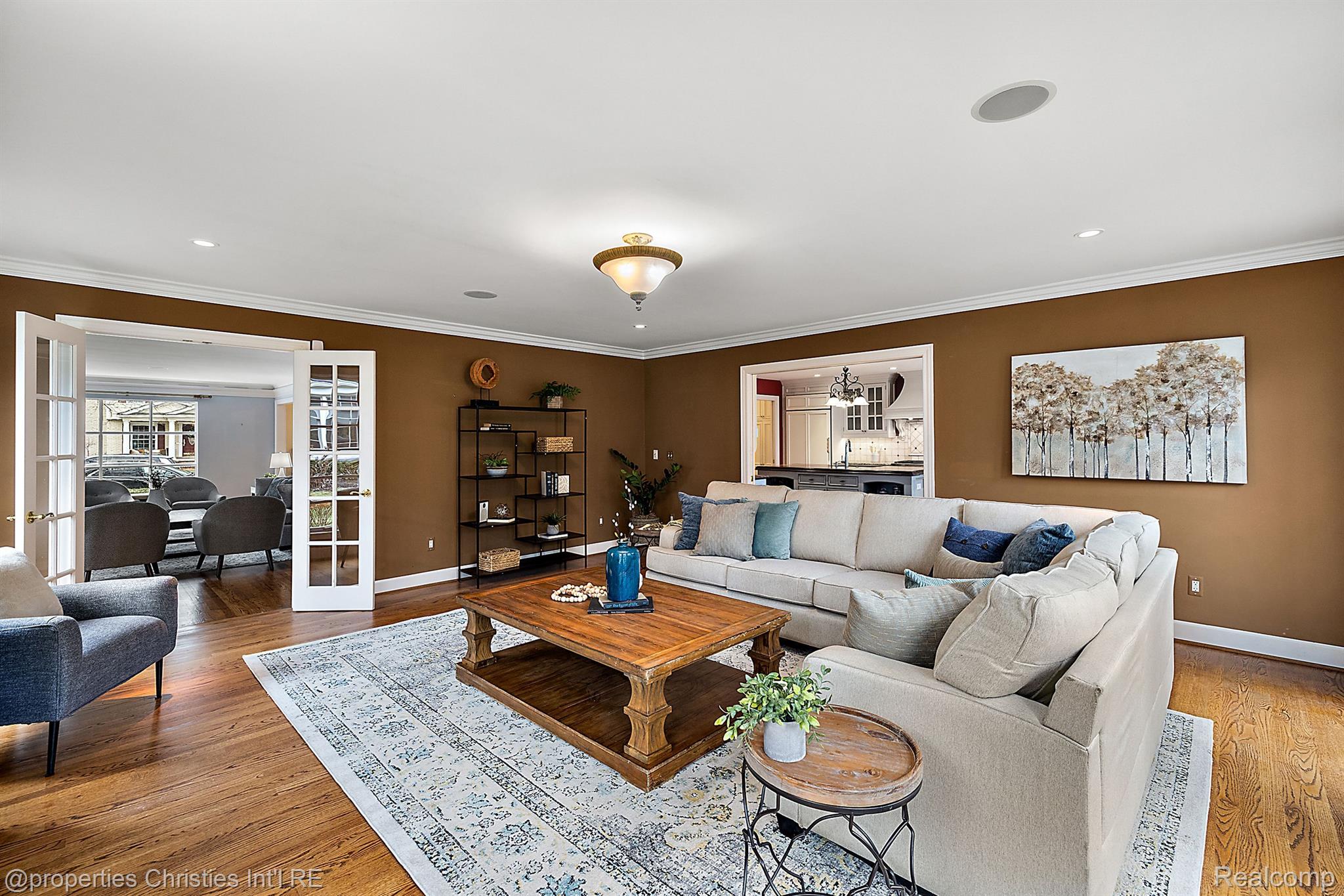 2611 AMBERLY Road